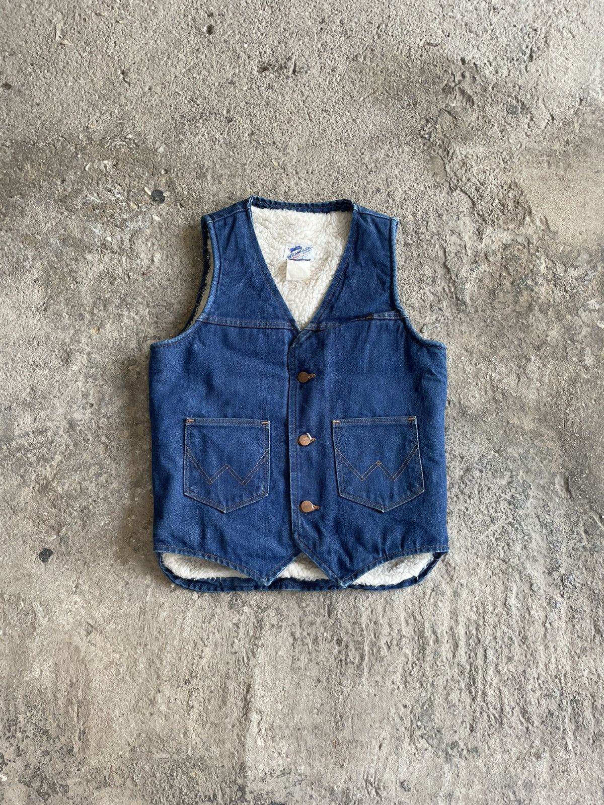Late 80s Wrangler Sherpa line denim vest