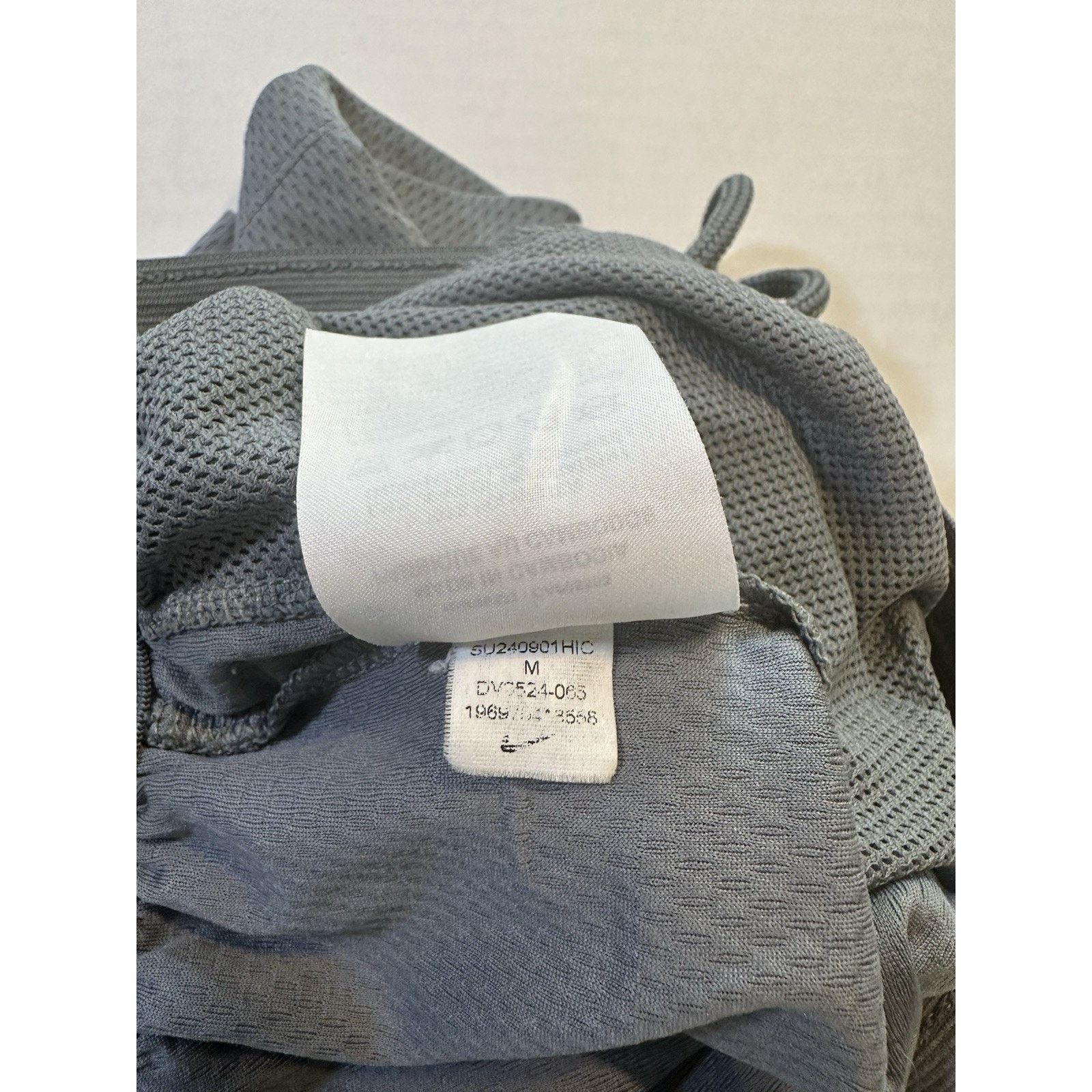 Nike Nike Icon Dri Fit Shorts Gray Medium Basketball drawstring Size US 26 / EU 42 - 6 Thumbnail