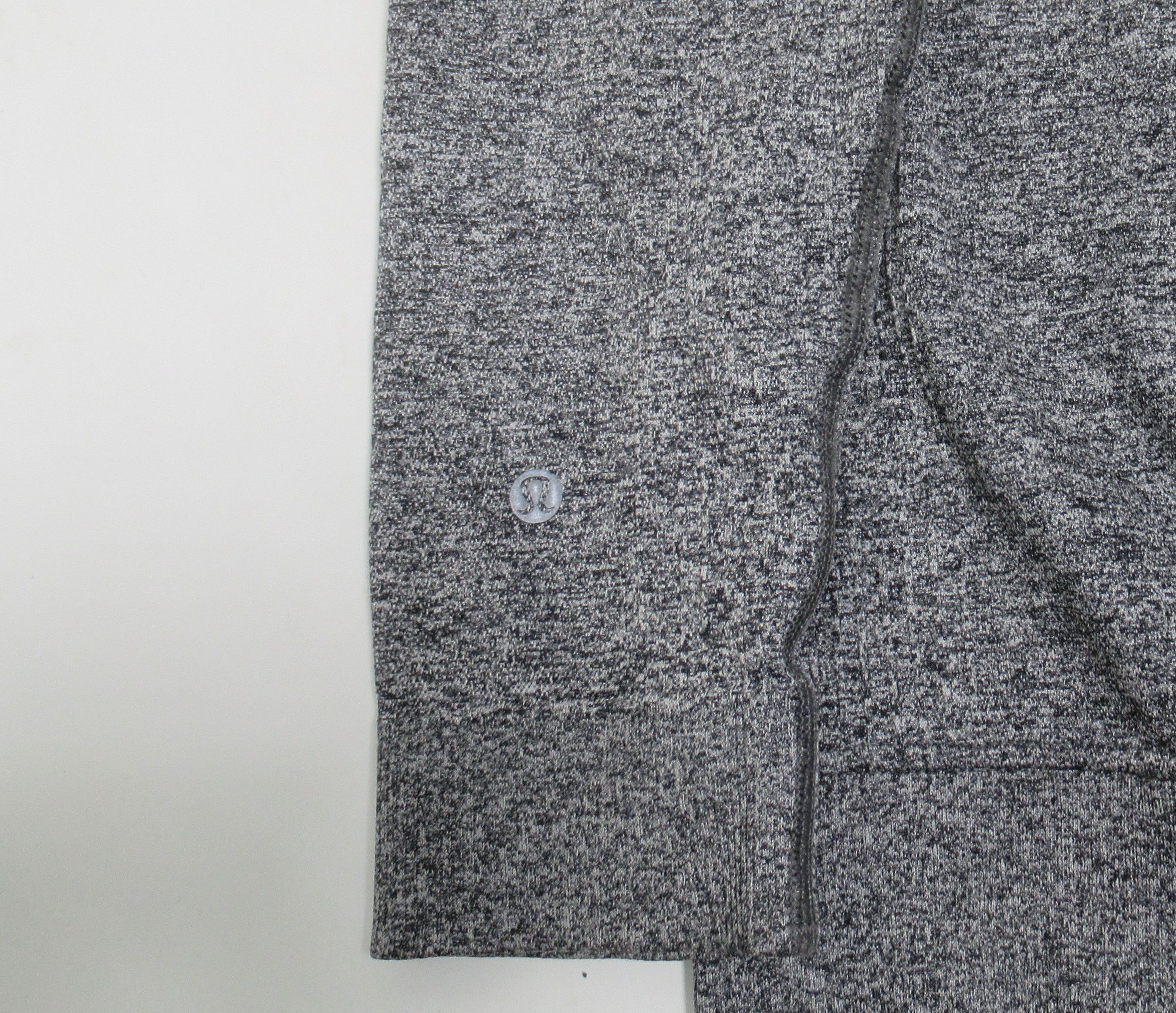 Lululemon Lululemon Men's Engineered Warmth Long Sleeve Crew Size US XL / EU 56 / 4 - 11 Thumbnail