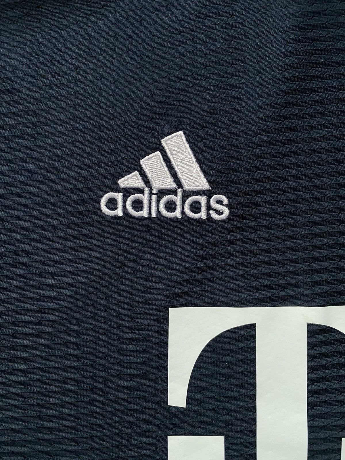 Adidas Adidas FC Bayern Munich Football Soccer Jersey Munchen Size US L / EU 52-54 / 3 - 7 Thumbnail