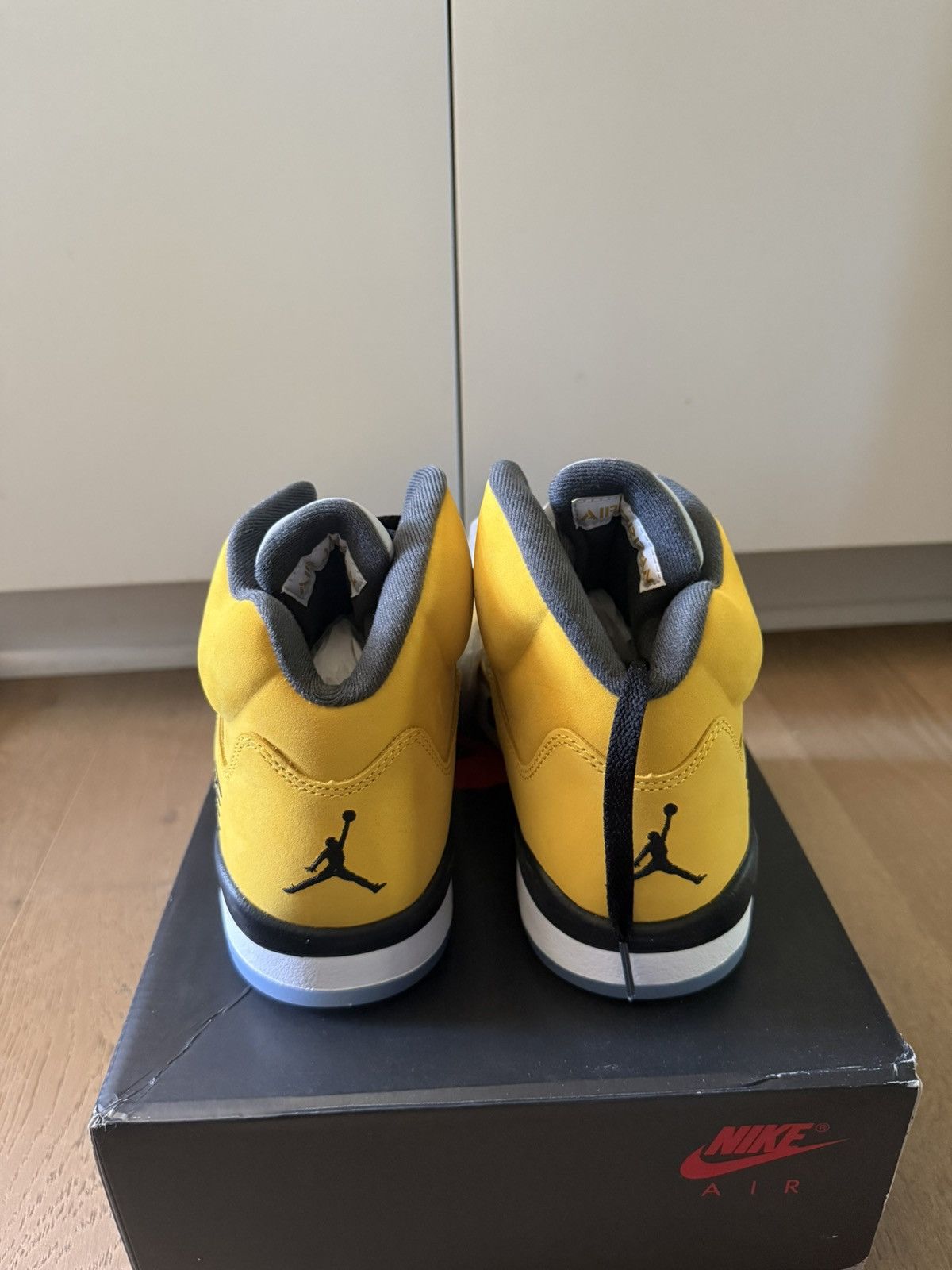 Jordan Brand Brand New Air Jordan 5 Retro T23 2025 Yellow Tokyo Size 10 Size US 10 / EU 43 - 4 Thumbnail