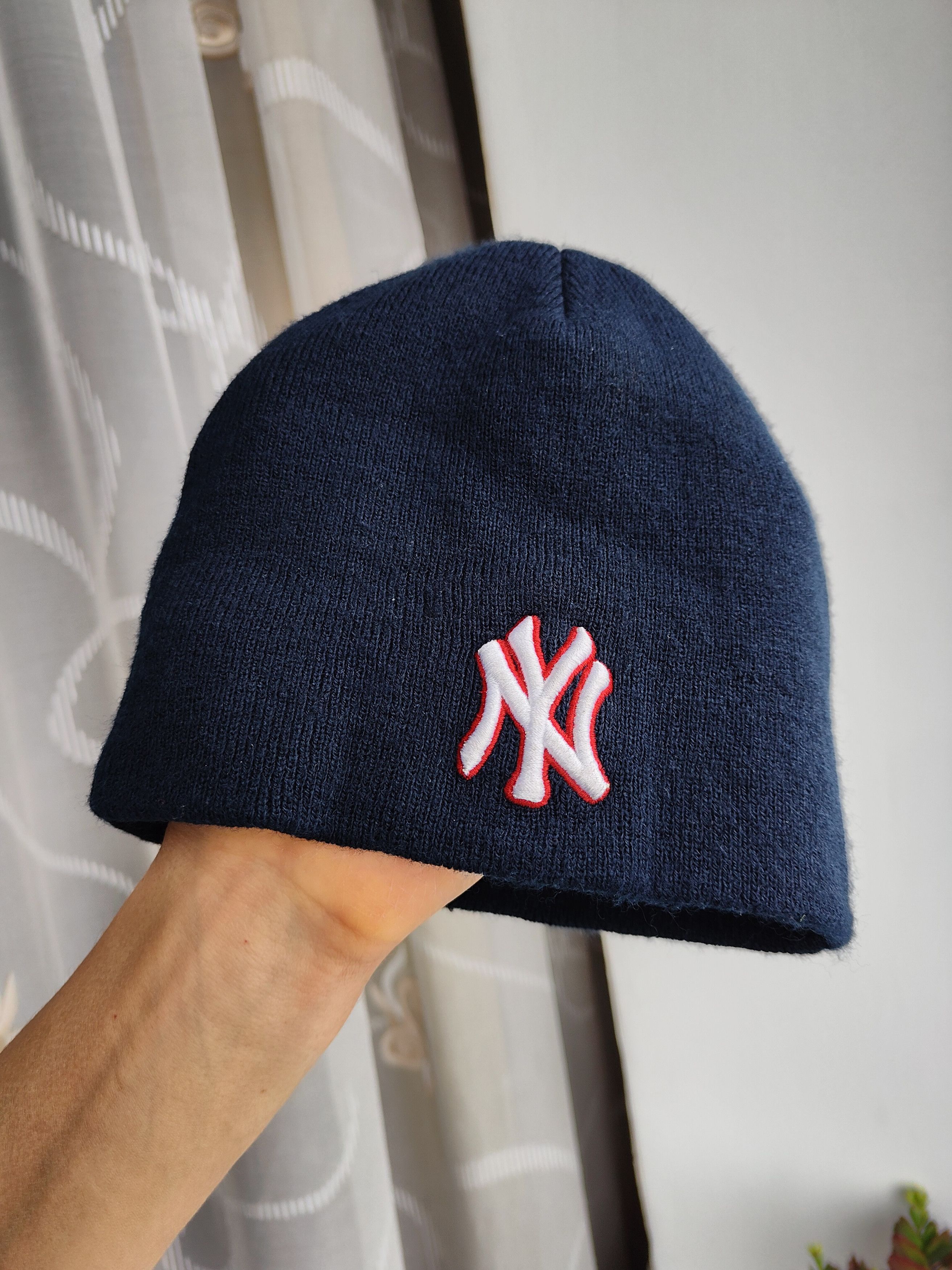 New York Yankees Vintage Yankees Hat Beanie Hat MLB NY Yankees Size ONE SIZE - 1 Thumbnail