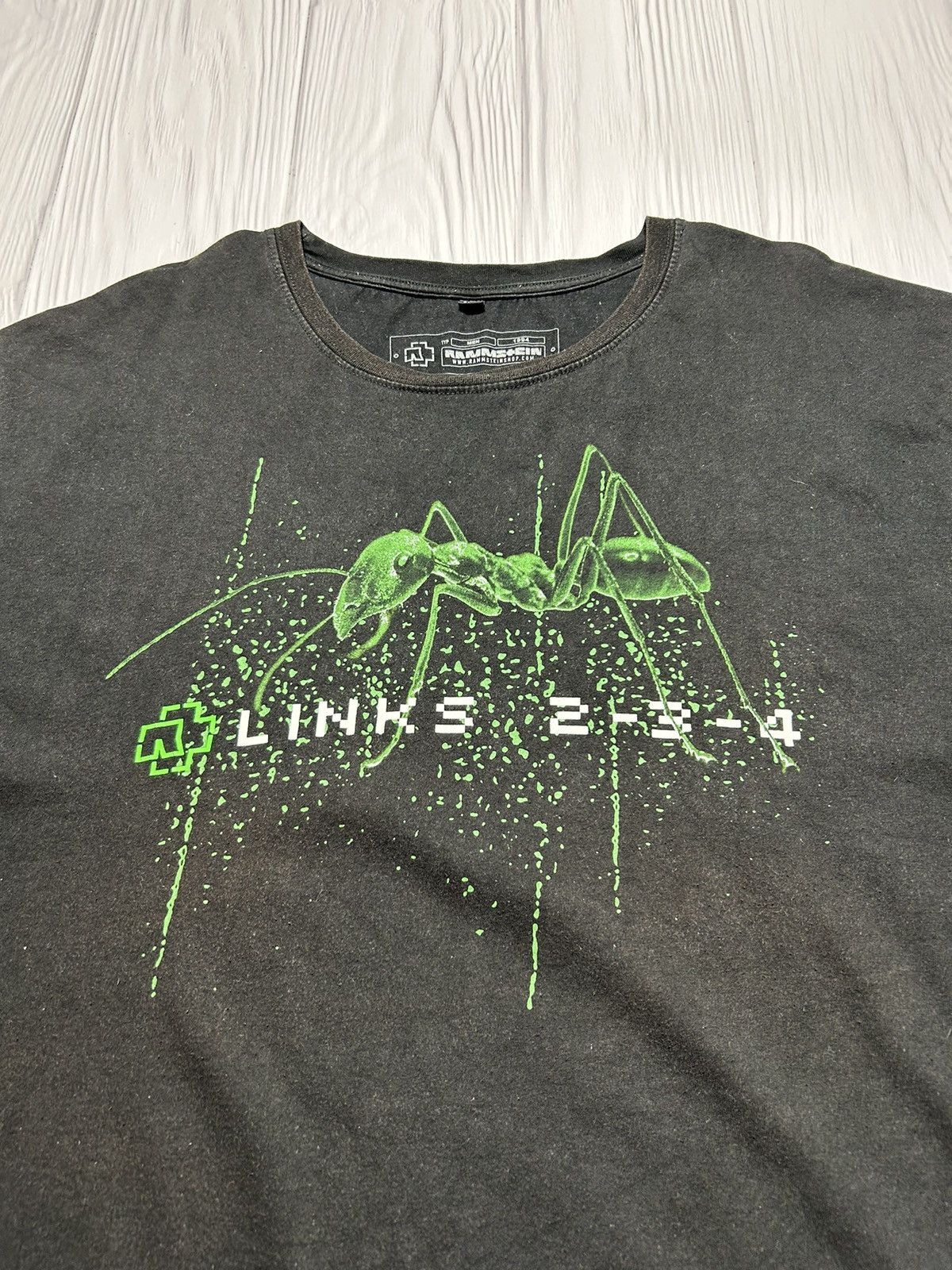Band Tees Vintage Rammstein Links 2-3-4 T-Shirt Size 4XL Size US XXL / EU 58 / 5 - 6 Thumbnail