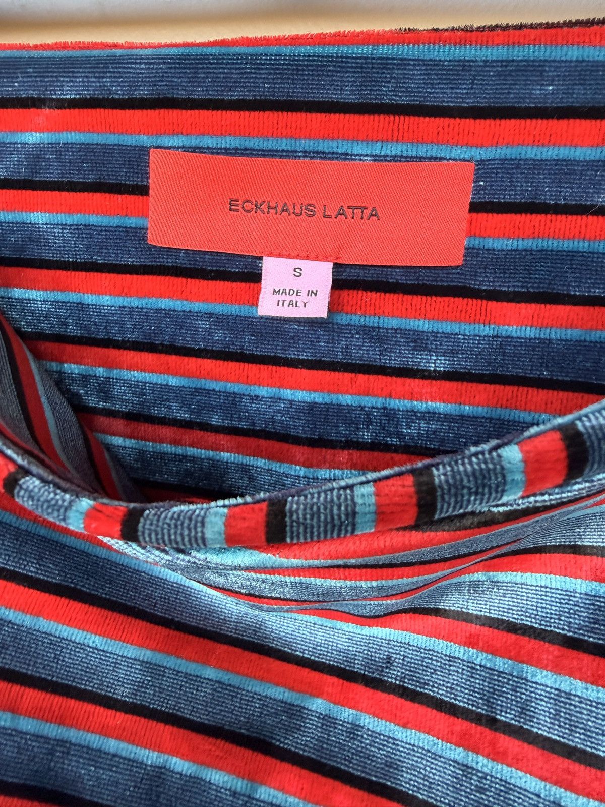 Eckhaus Latta Eckhaus Latta Red & Blue Velvet Wave Skirt Size 27" / US 4 / IT 40 - 4 Thumbnail