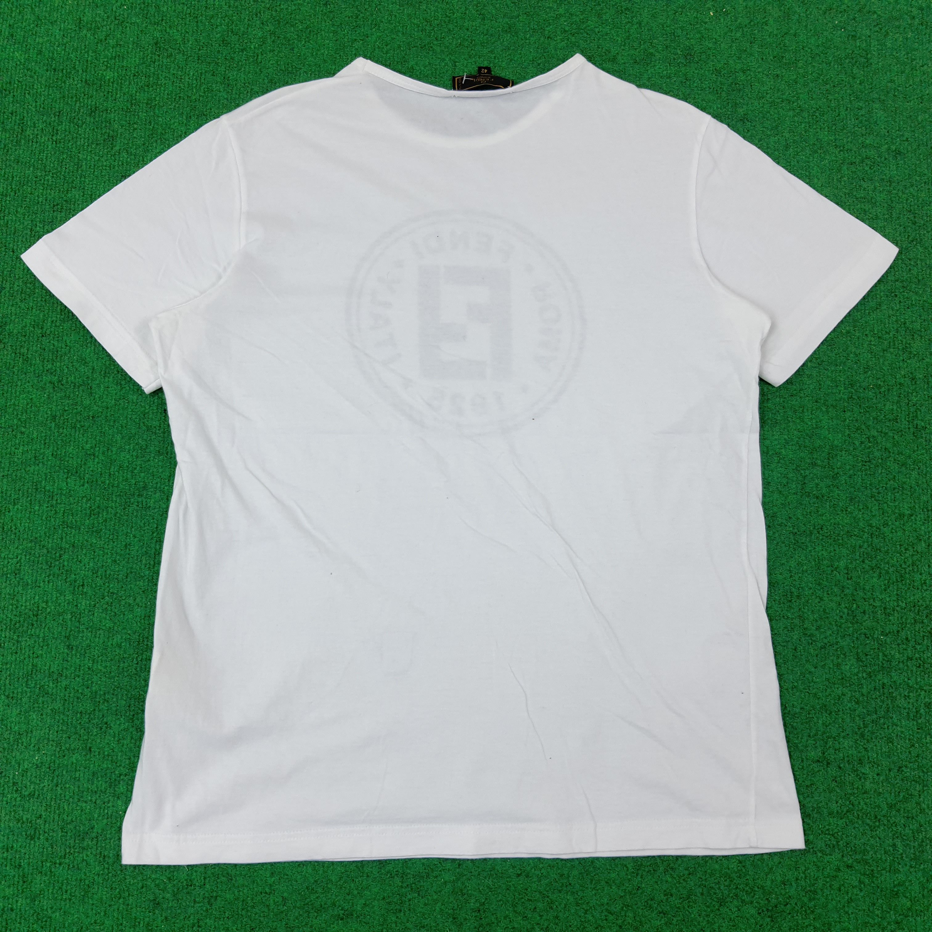 Fendi × Vintage Vintage Fendi Italian Designer Tshirt C219N43 Size US M / EU 48-50 / 2 - 3 Thumbnail