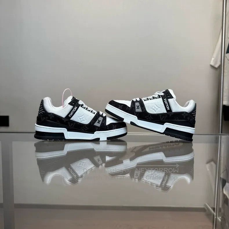 Louis Vuitton Louis Vuitton Trainer 24 New Black and White Denim shoes Size US 5.5 / IT 35.5 - 6 Thumbnail