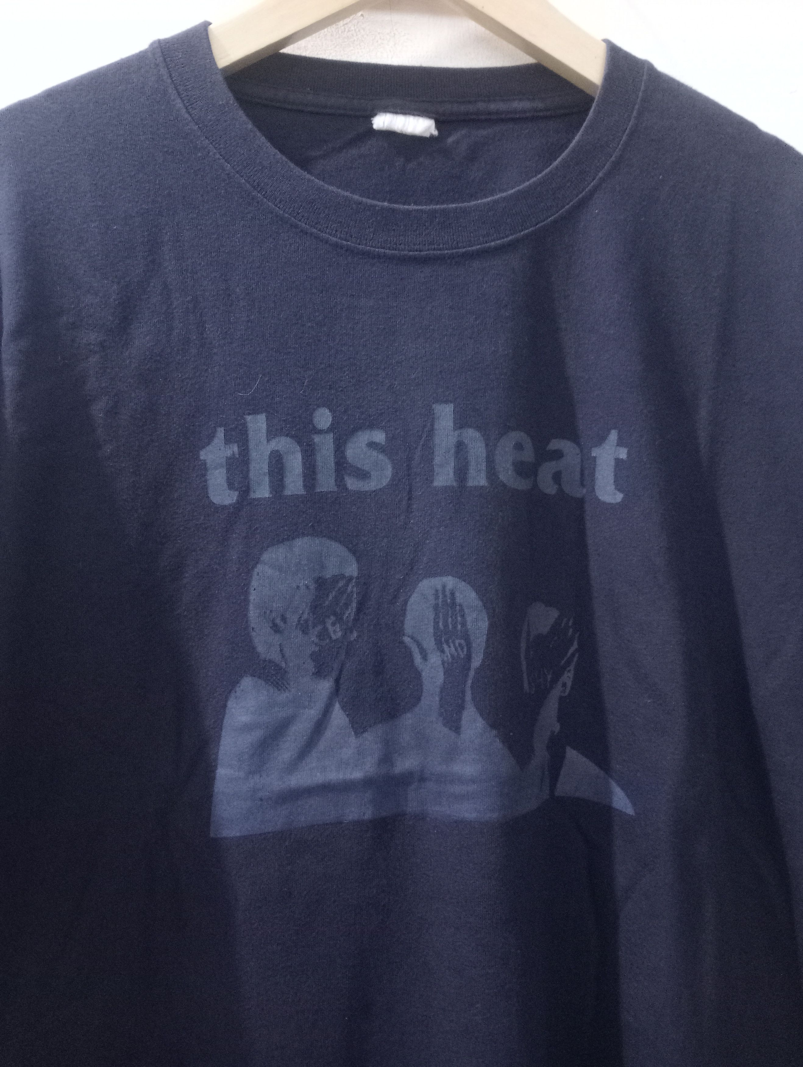 Band Tees this heat x vintage x band tees x rare Size US XL / EU 56 / 4 - 4 Thumbnail