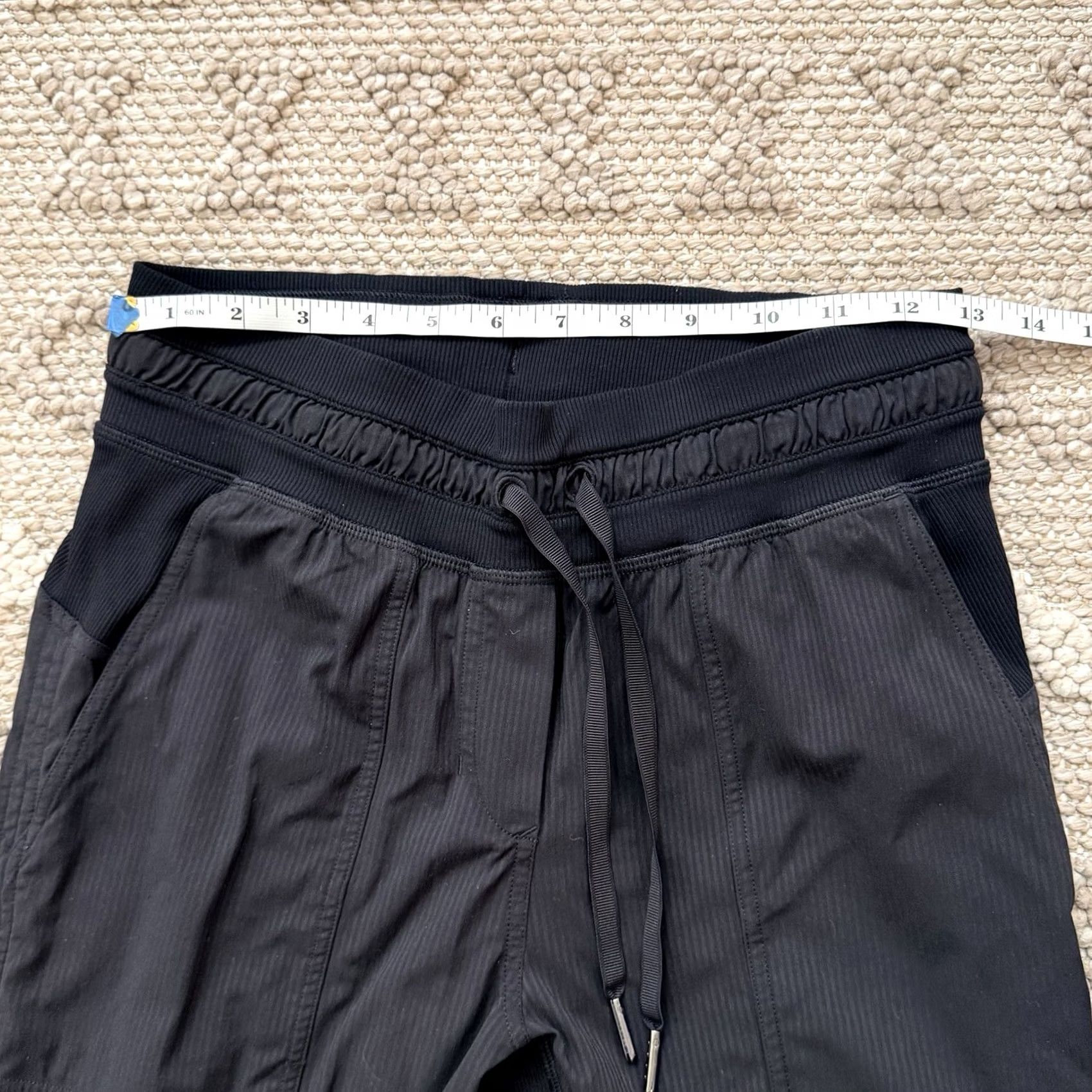 Lululemon lululemon athletica Dance Studio Mid-Rise Crop 25" Black W6CDQS Size 4 Women Pants ## Size ONE SIZE - 7 Thumbnail
