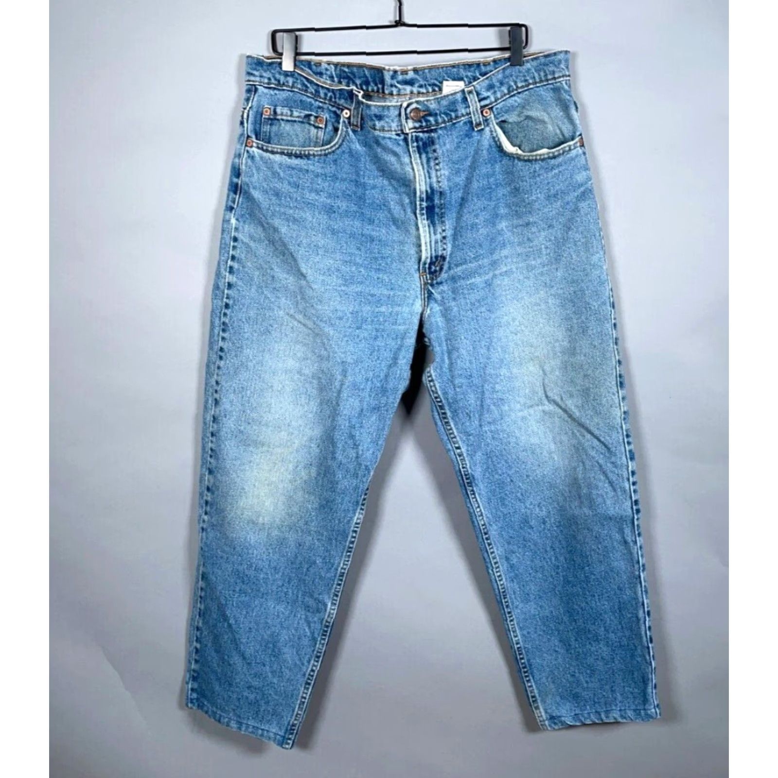 Levi's VINTAGE Levi's Jeans Tapered Fit 550 Men's 37 x 27 Blue 90s Grunge Retro Size US 37 - 2 Thumbnail