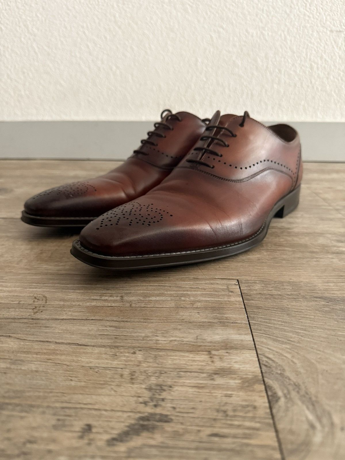 Magnanni Whole Cut Dress Shoes Size US 11 / EU 44 - 1 Thumbnail
