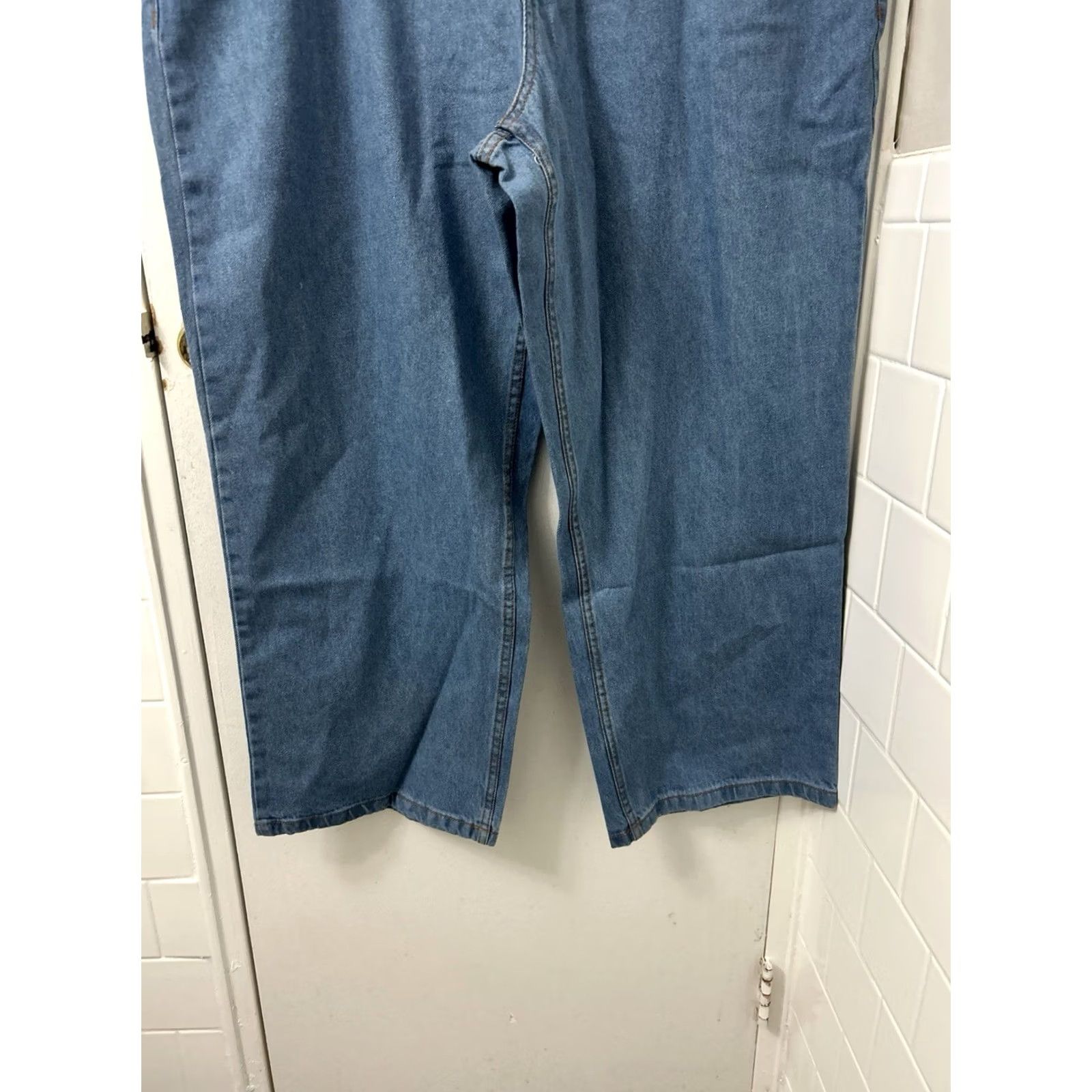Vintage VINTAGE Woman Within Jeans Womens 20x28 Blue Wash Natural Fit Straight Leg Denim NWT Size 42" / US 20 - 3 Thumbnail