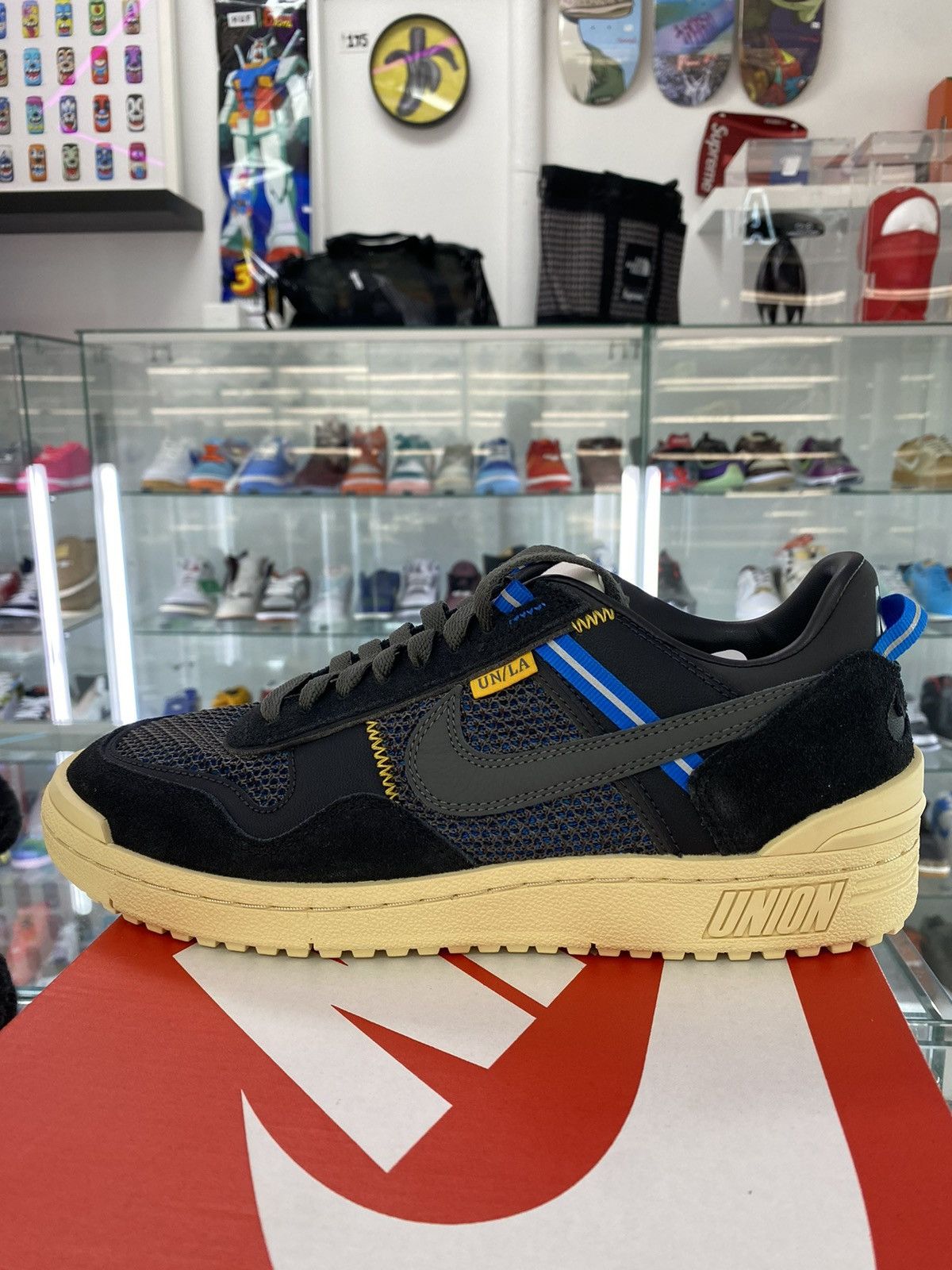 Nike Nike Field General Union LA Black sample Size US 9 / EU 42 - 5 Thumbnail
