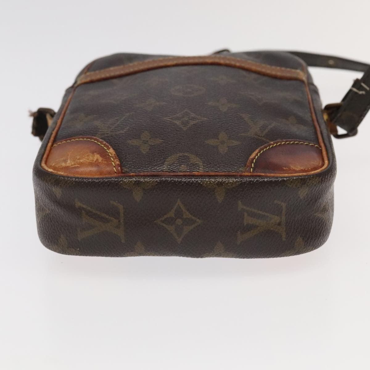 Louis Vuitton LOUIS VUITTON Monogram Danube Shoulder Bag M45266 Size ONE SIZE - 5 Thumbnail