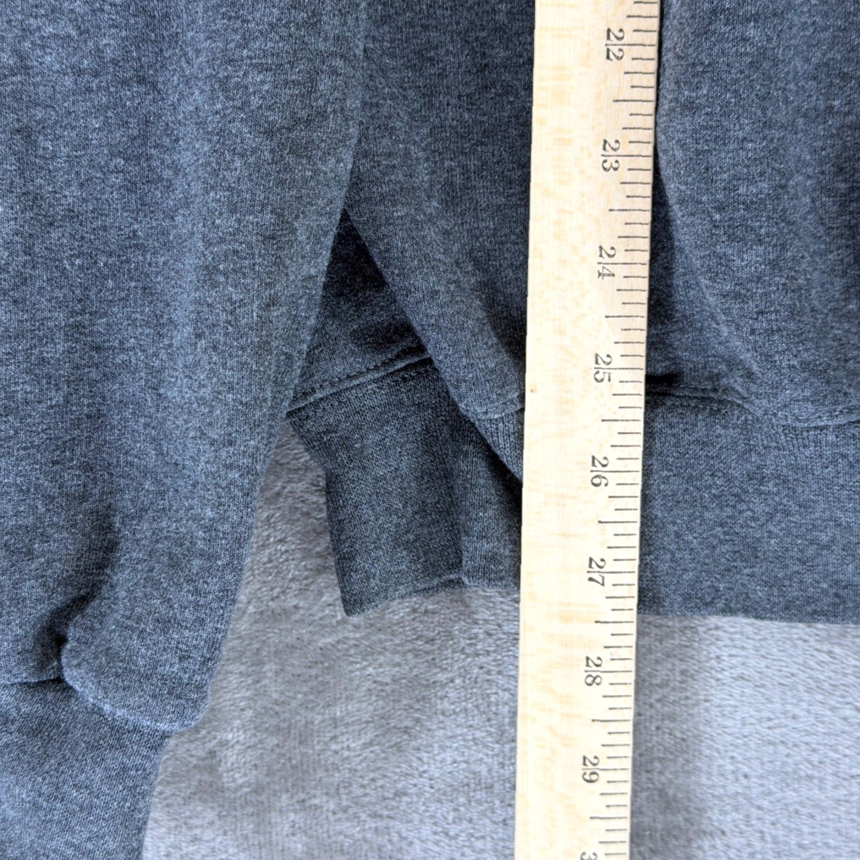 Champion Champion Harvard University Sweatshirt Mens M Gray Crewneck Fleece Graphic Print Logo Ivy League, Charcoal Gray, All Seasons Size US M / EU 48-50 / 2 - 6 Thumbnail