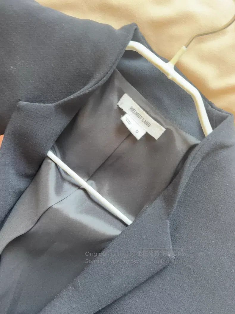 Helmut Lang Helmut Lang size 0 Black wool design small swallowtail blaz Size XS / US 0-2 / IT 36-38 - 3 Thumbnail