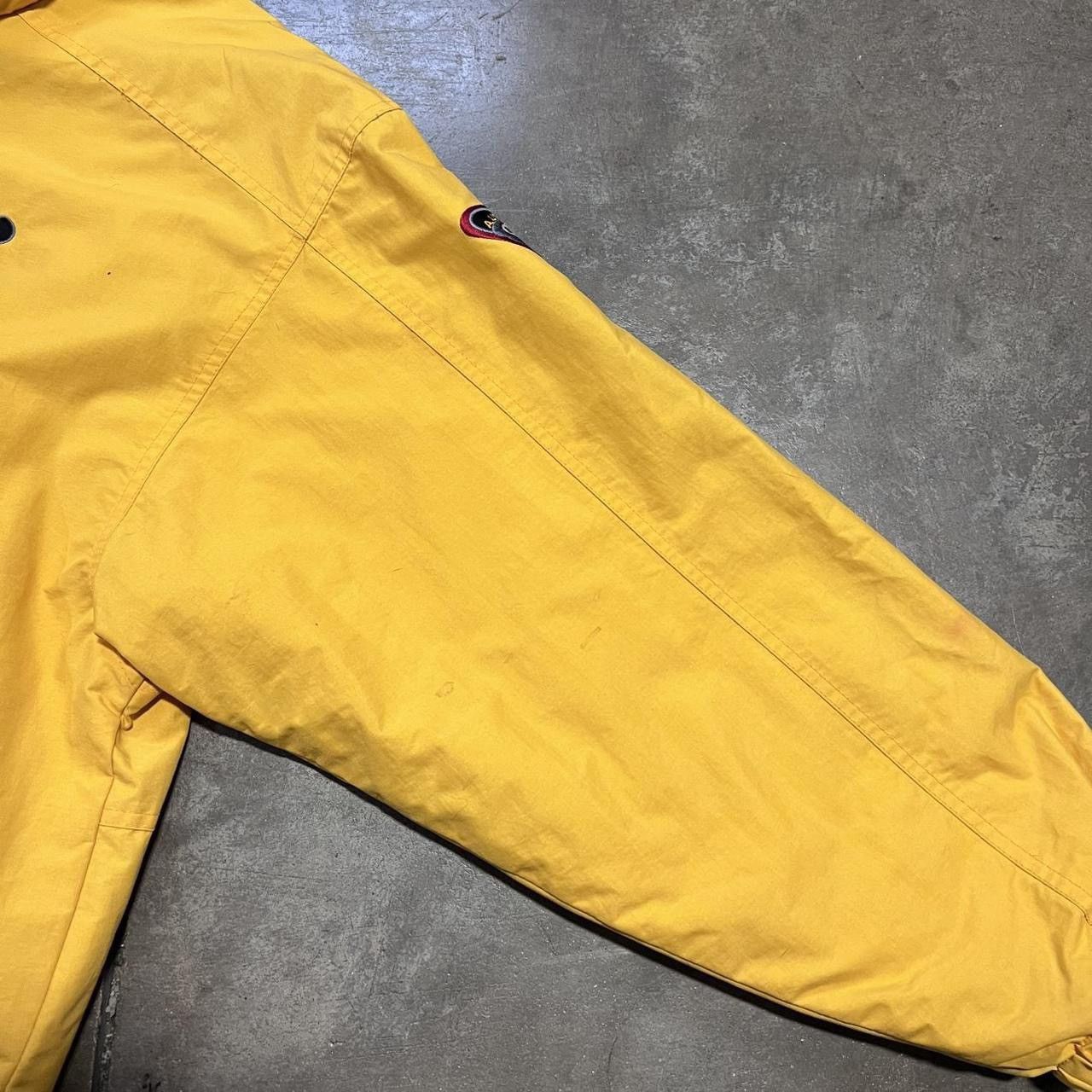 Disney Vintage Disney Mickey Mouse Puffer Jacket Pullover Logo 90s Size US L / EU 52-54 / 3 - 4 Thumbnail