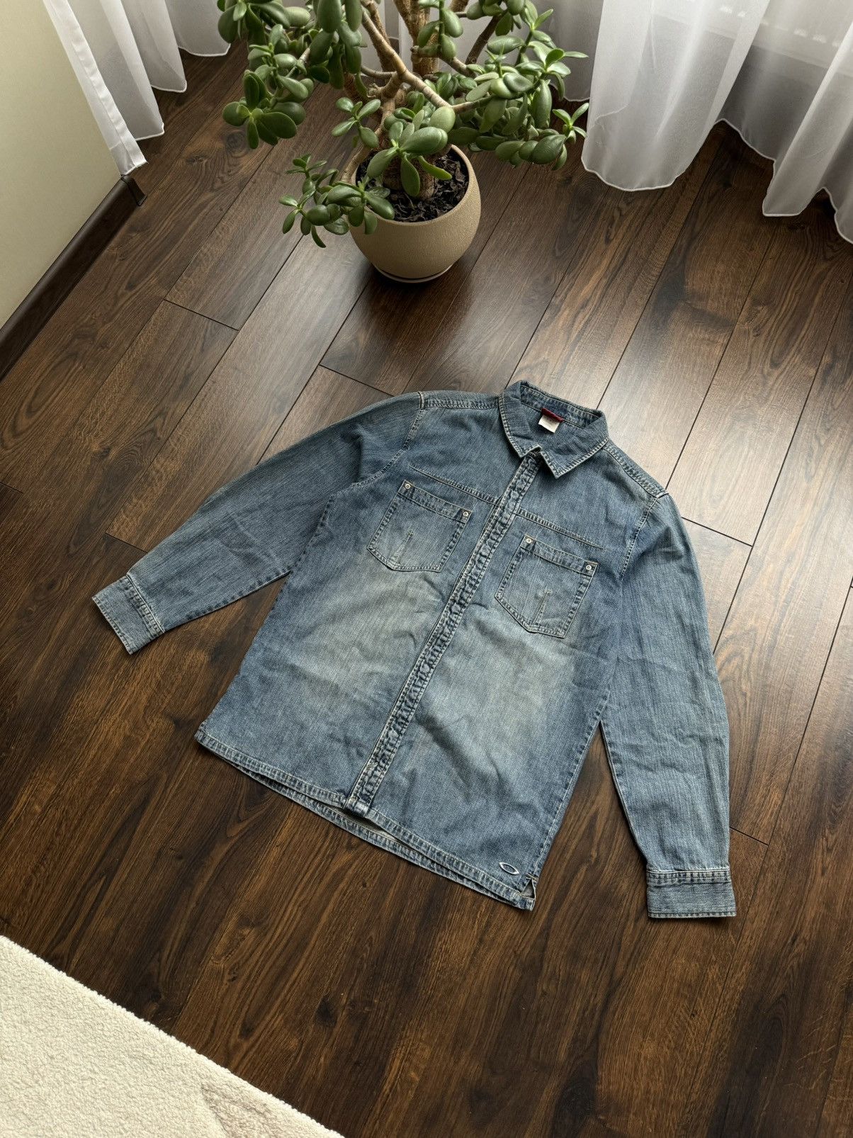 Oakley Oakley Archival Vintage Engineered Style Denim Long Sleeve Size US S / EU 44-46 / 1 - 3 Thumbnail