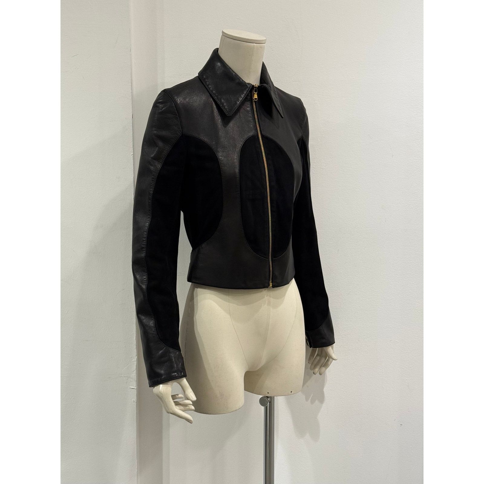 Dolce & Gabbana 2001 Dolce & Gabbana cropped leather jacket with velvet Size M / US 6-8 / IT 42-44 - 2 Thumbnail