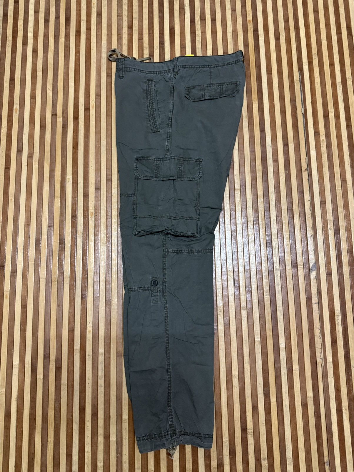 Uniqlo UNIQLO Cargo Pants Streetwear Multipocket W34X32 Size US 34 / EU 50 - 7 Thumbnail