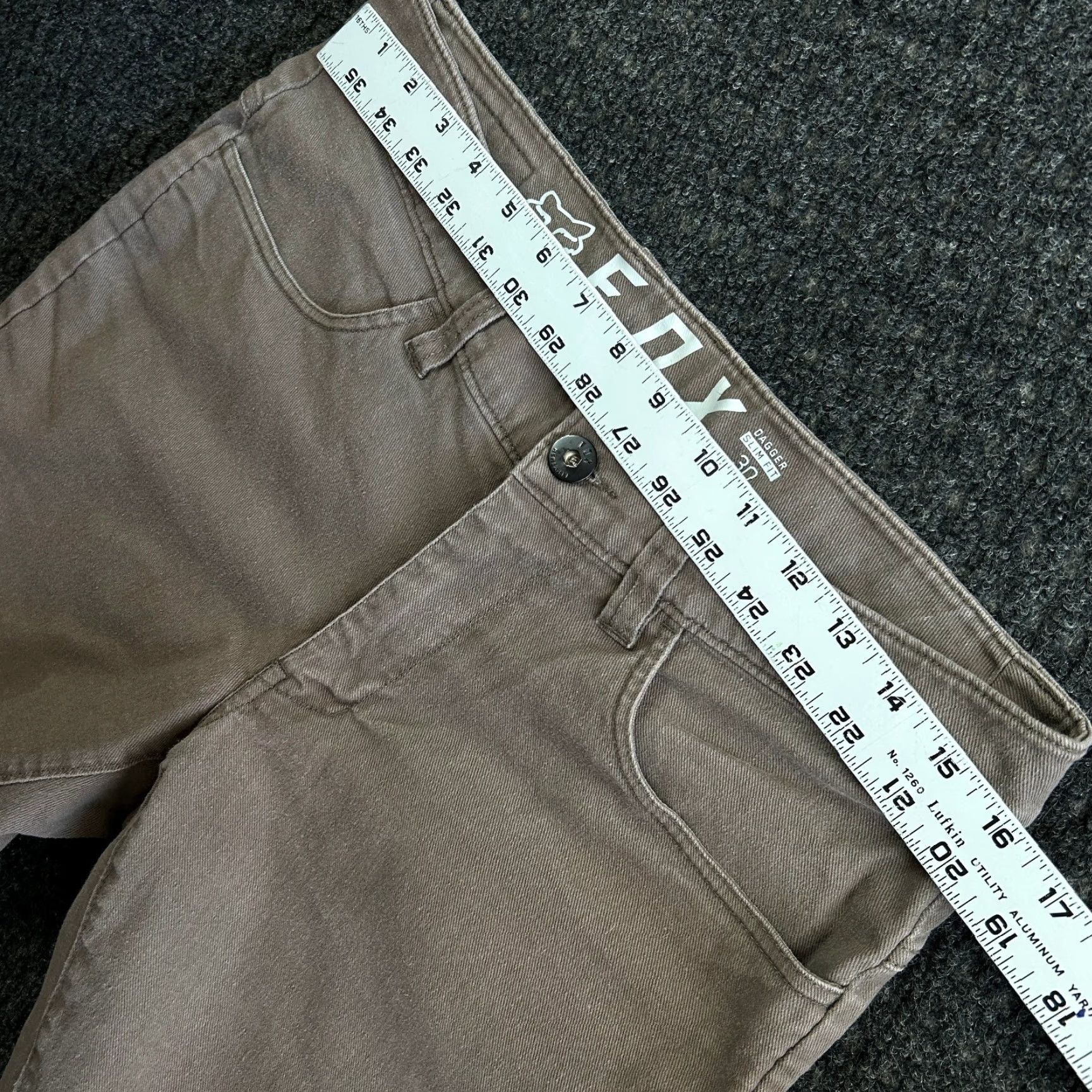 Fox Racing Fox Racing Shorts Dagger Slim Fit Brown 30 Casual Chino Mens Regular Size 30 Brown Pockets Slash Front Flat Front Zip Pocket Size US 30 / EU 46 - 5 Thumbnail