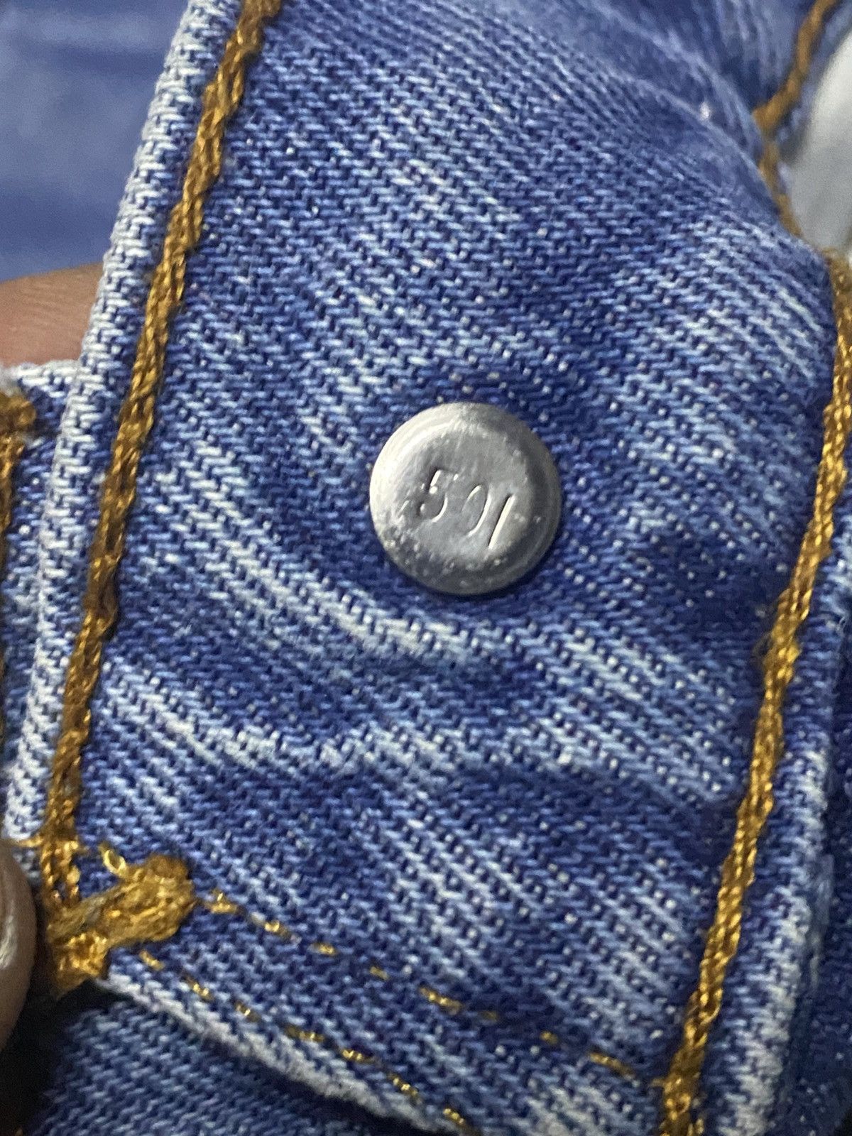 Levi's Vintage Levis 501 90s Blue Wash Distressed Jeans Size US 29 - 9 Thumbnail