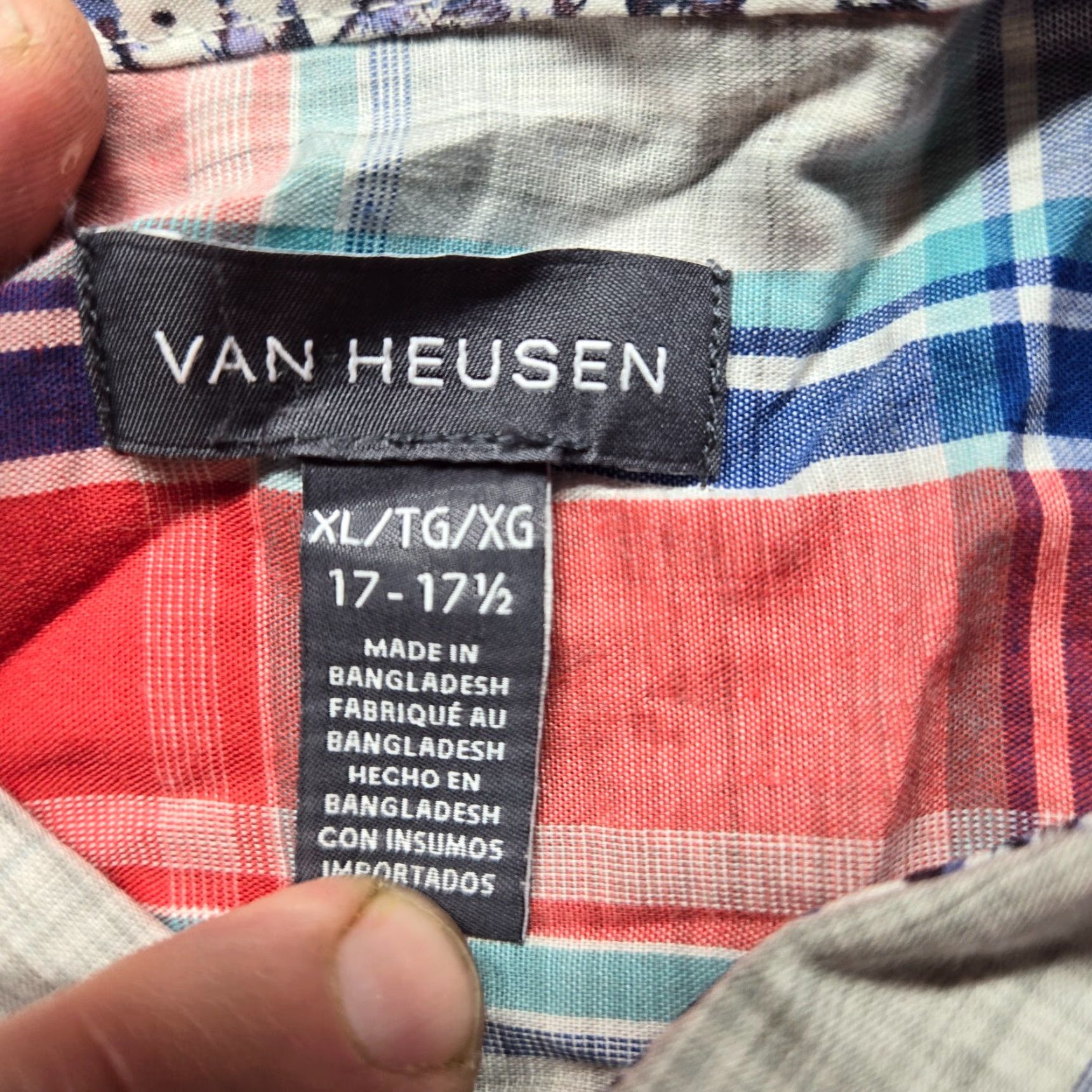 Van Heusen Van Heusen Shirt Plaid Button-Up Short Sleeve XL Men Multicolor 17 17.5 Casual Classic Size US XL / EU 56 / 4 - 3 Thumbnail