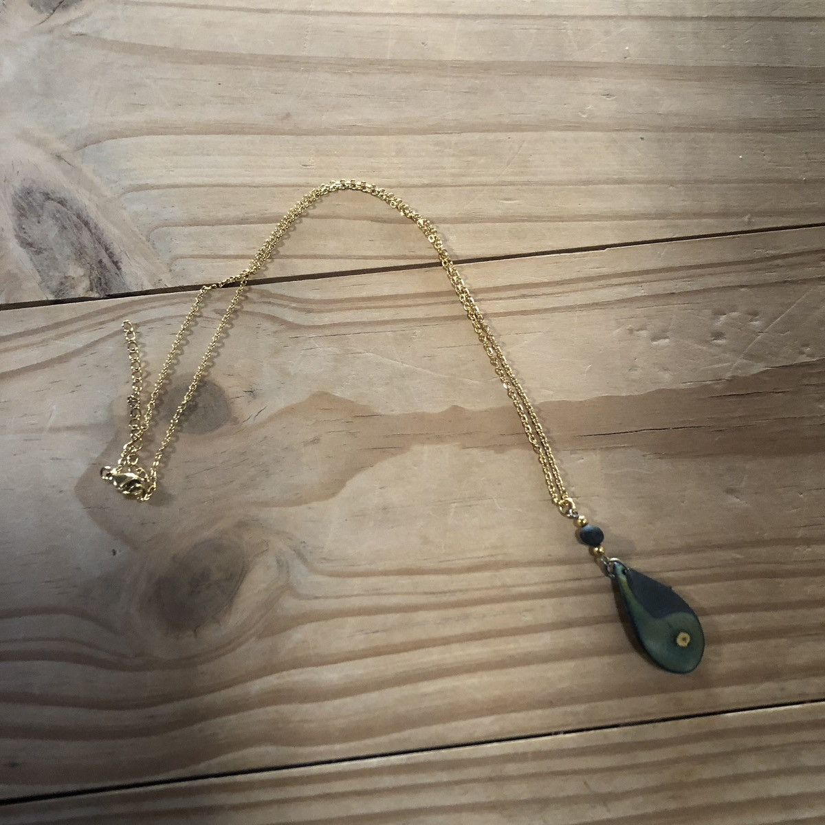 Handmade Handcrafted painted raindrop beaded pendant necklace Size ONE SIZE - 6 Thumbnail