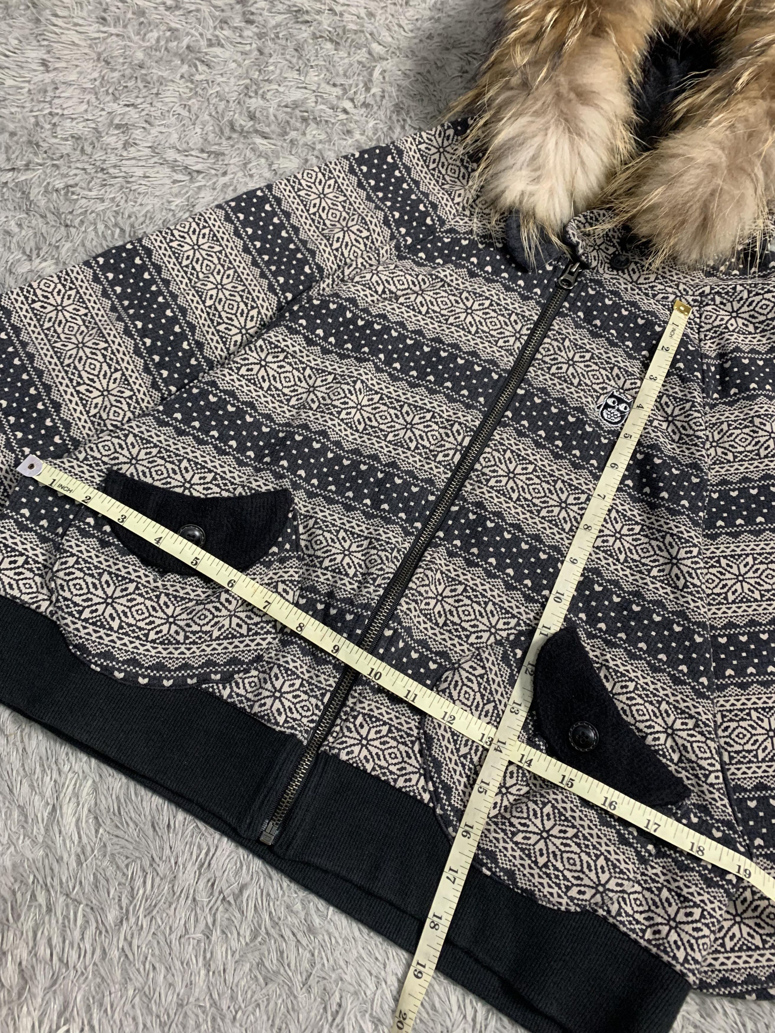 Japanese Brand AISR Boxy Vintage Fur Hoodie Navajo Size US M / EU 48-50 / 2 - 7 Thumbnail