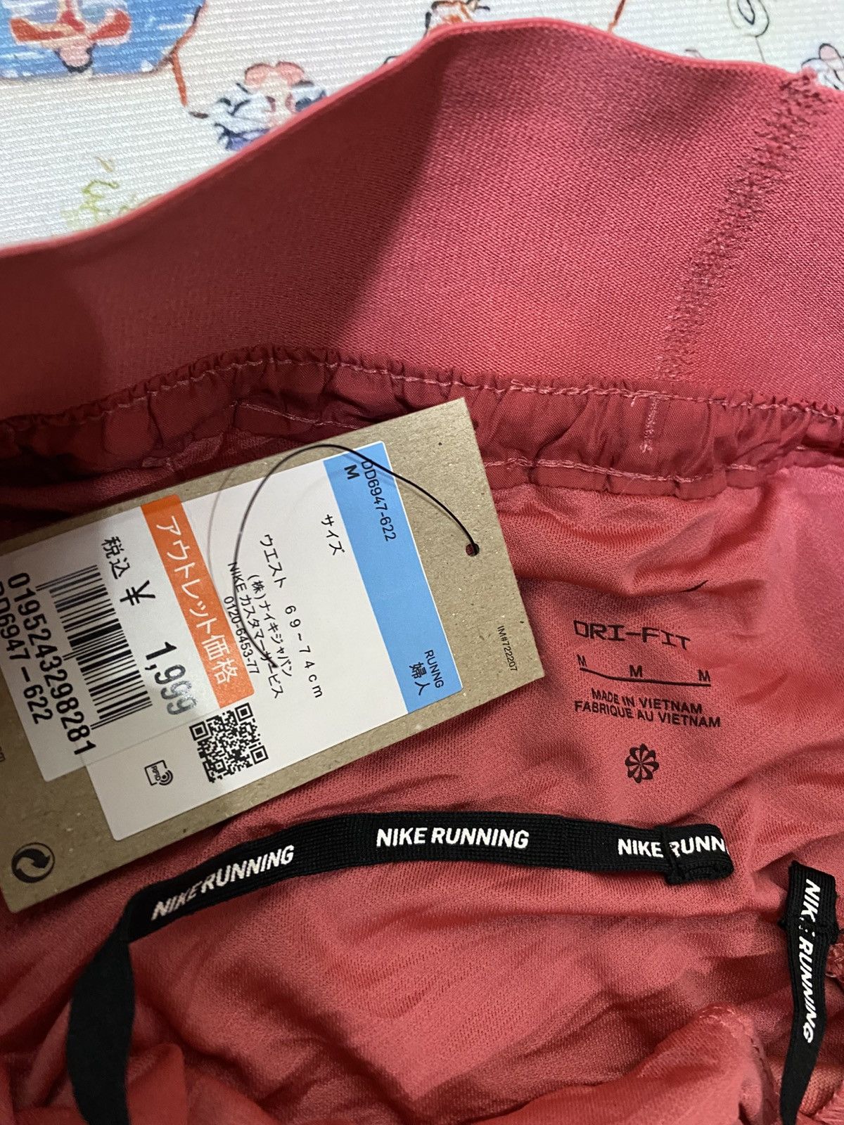 Nike Nike Dri-FIT Icon Clash Tempo Luxe Women s 4" Running Shorts Size 30" / US 8 / IT 44 - 4 Thumbnail