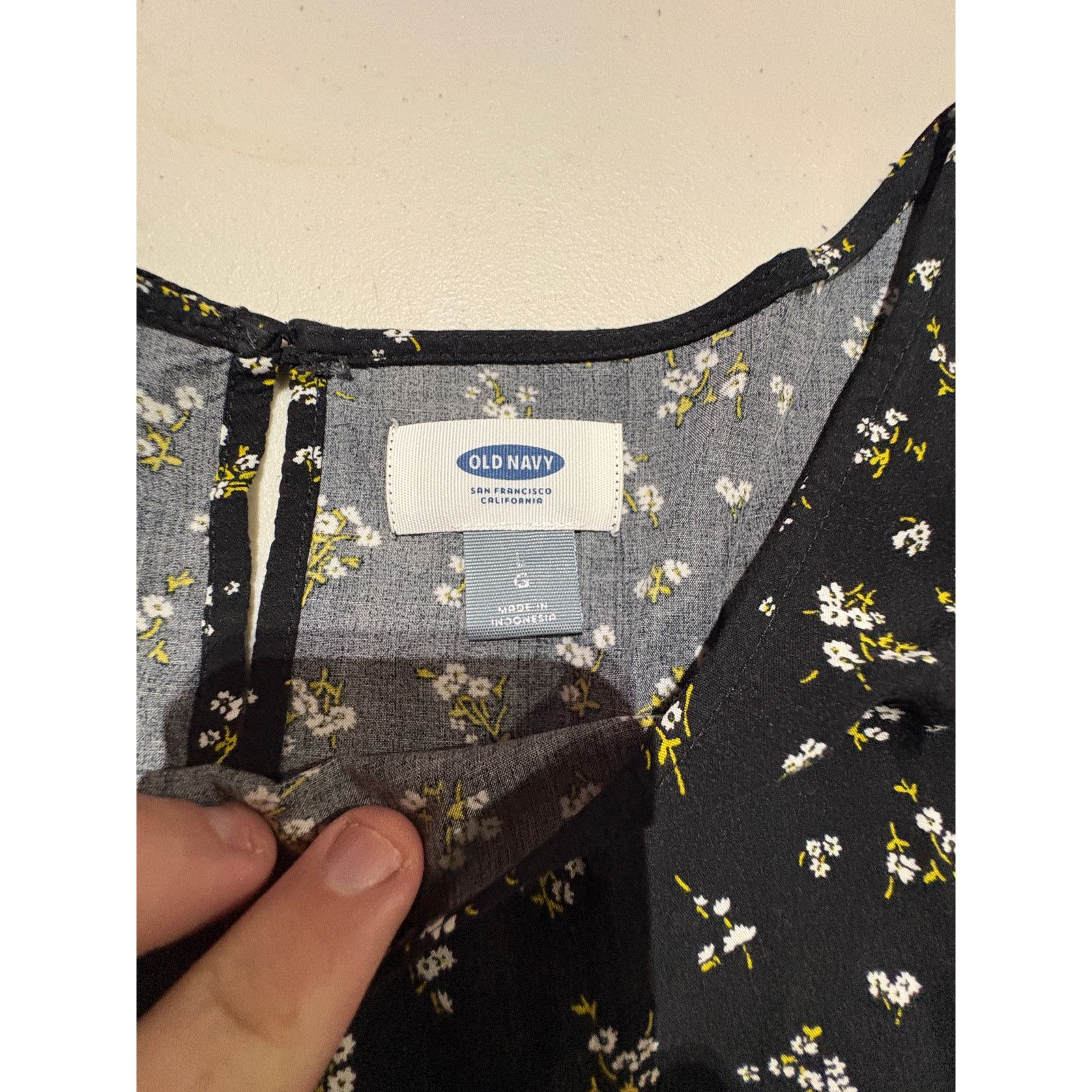 Old Navy Old Navy Women’s Small Black Floral Fit & Flare Dress Size S / US 4 / IT 40 - 3 Thumbnail