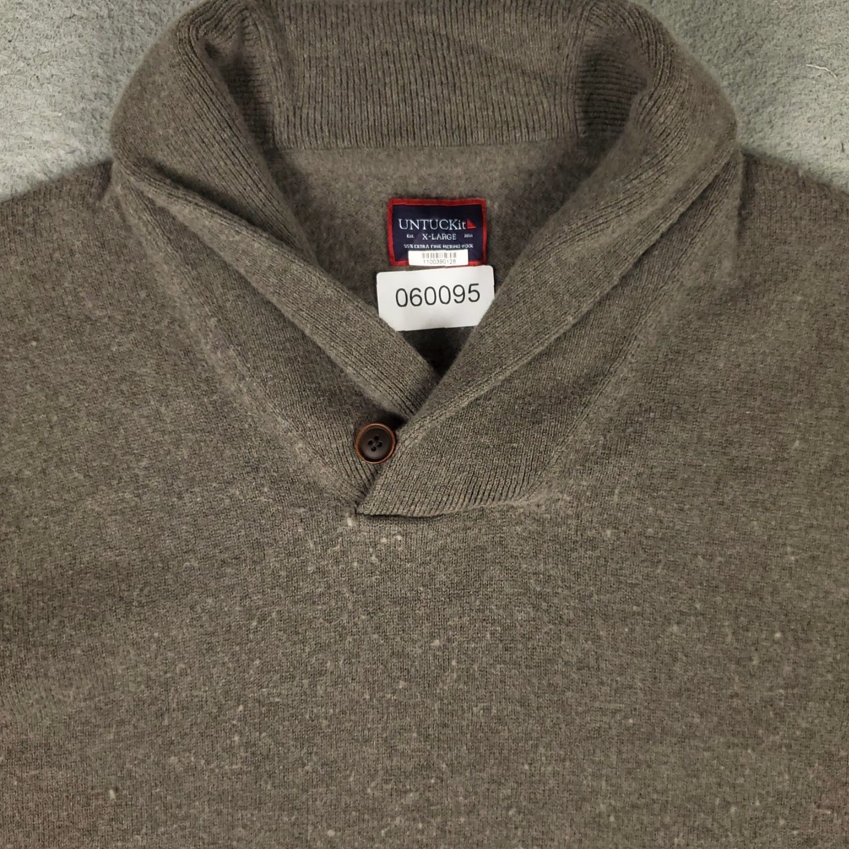 UNTUCKit UNTUCKit Wool Sweater Pullover Mens XL Brown Shawl Collar Long Sleeve Classic Size US XL / EU 56 / 4 - 2 Thumbnail