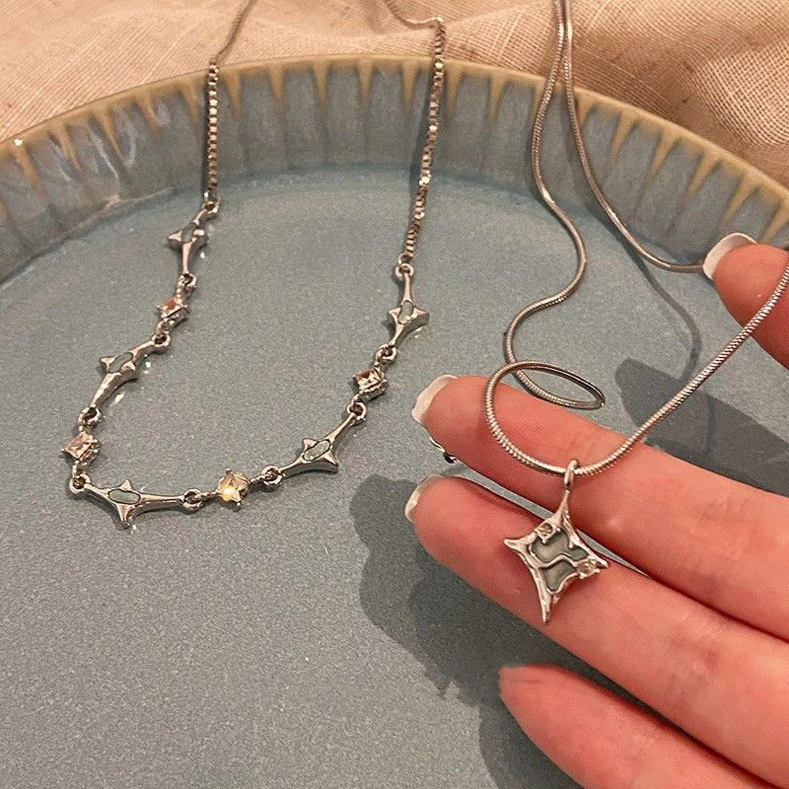 Jewelry STAR Pendant Necklace Size ONE SIZE - 3 Thumbnail