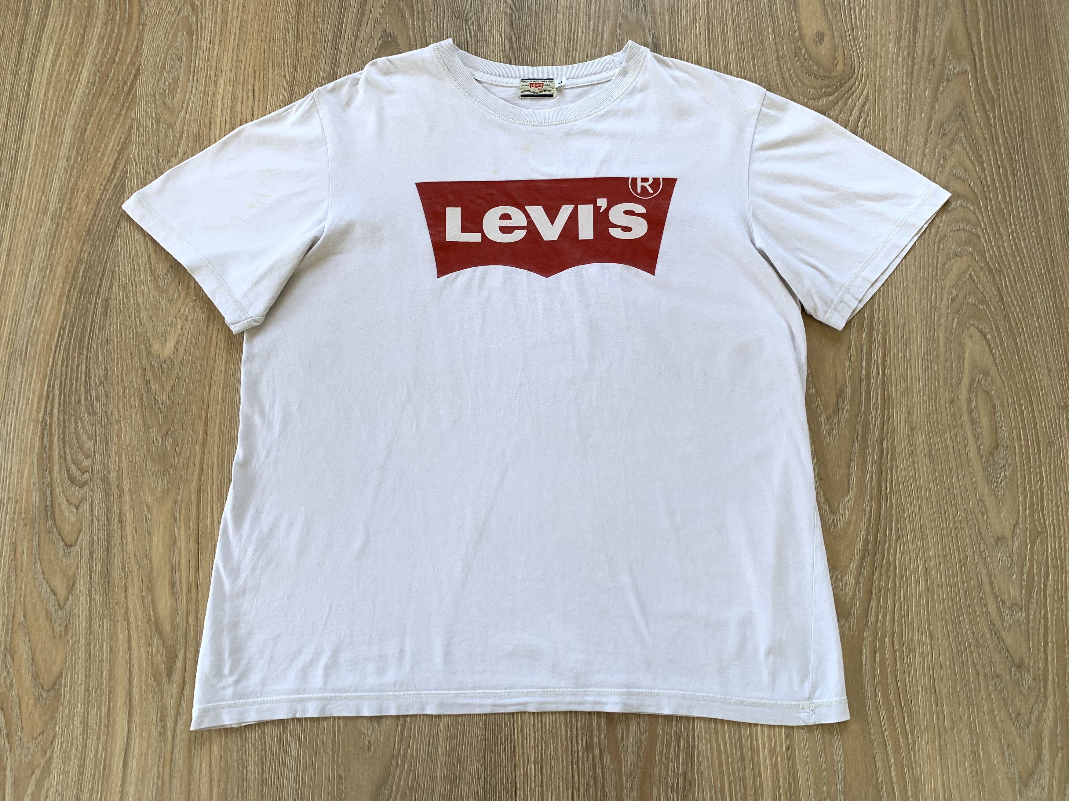 Levi's Vintage Clothing Rare Vintage Levi's White Logo T-Shirt Size US L / EU 52-54 / 3 - 2 Thumbnail