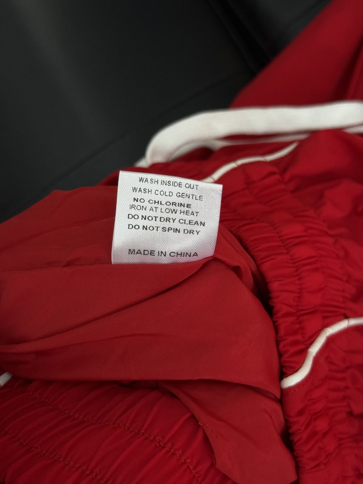 Vale Valley Red Baggy Shorts Brand New Size M (NEW) Size US 31 - 10 Thumbnail