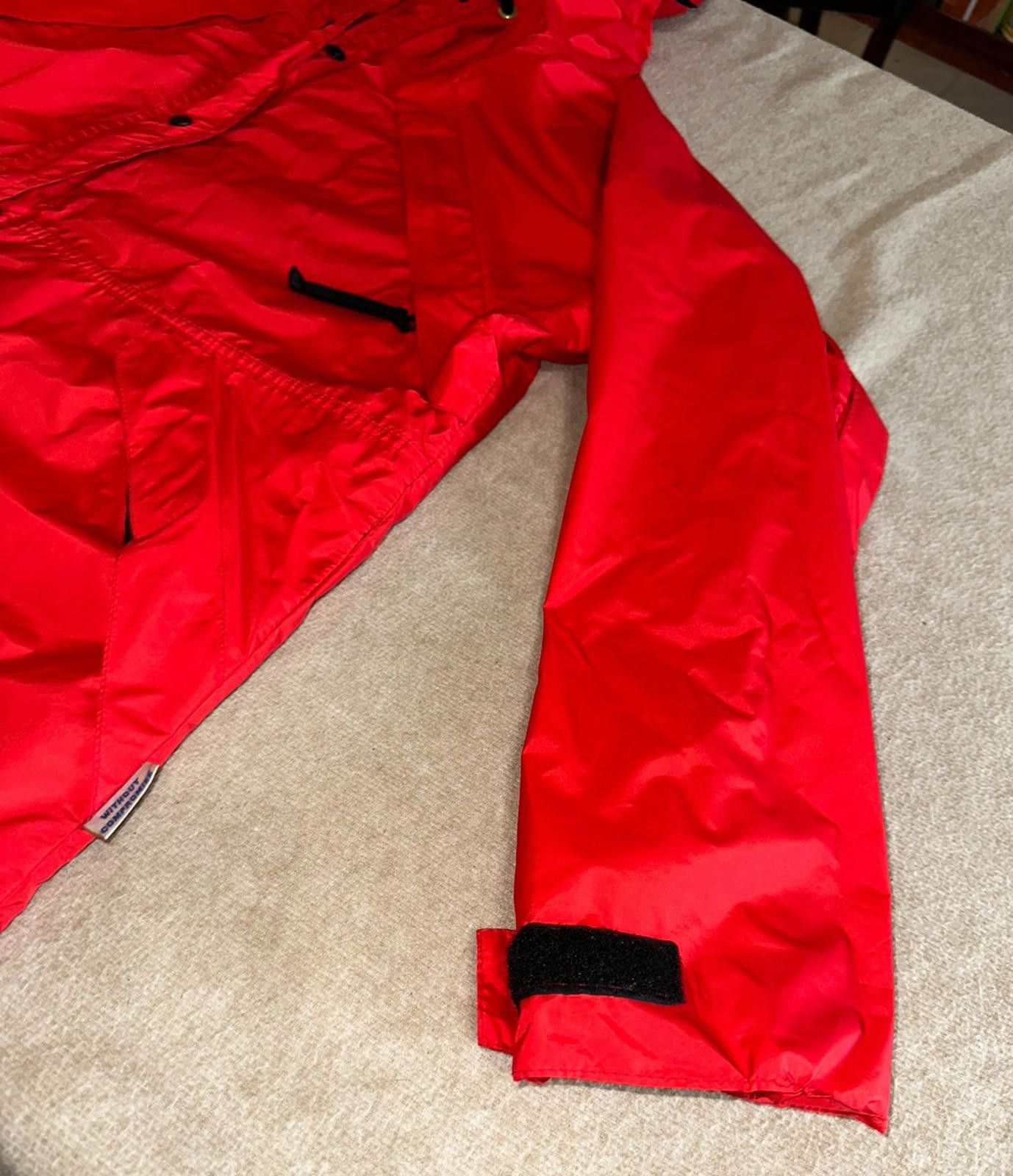 Rei Vintage REI GORE-TEX Red Full Zip Button Closure Size 14W L Size US L / EU 52-54 / 3 - 7 Thumbnail