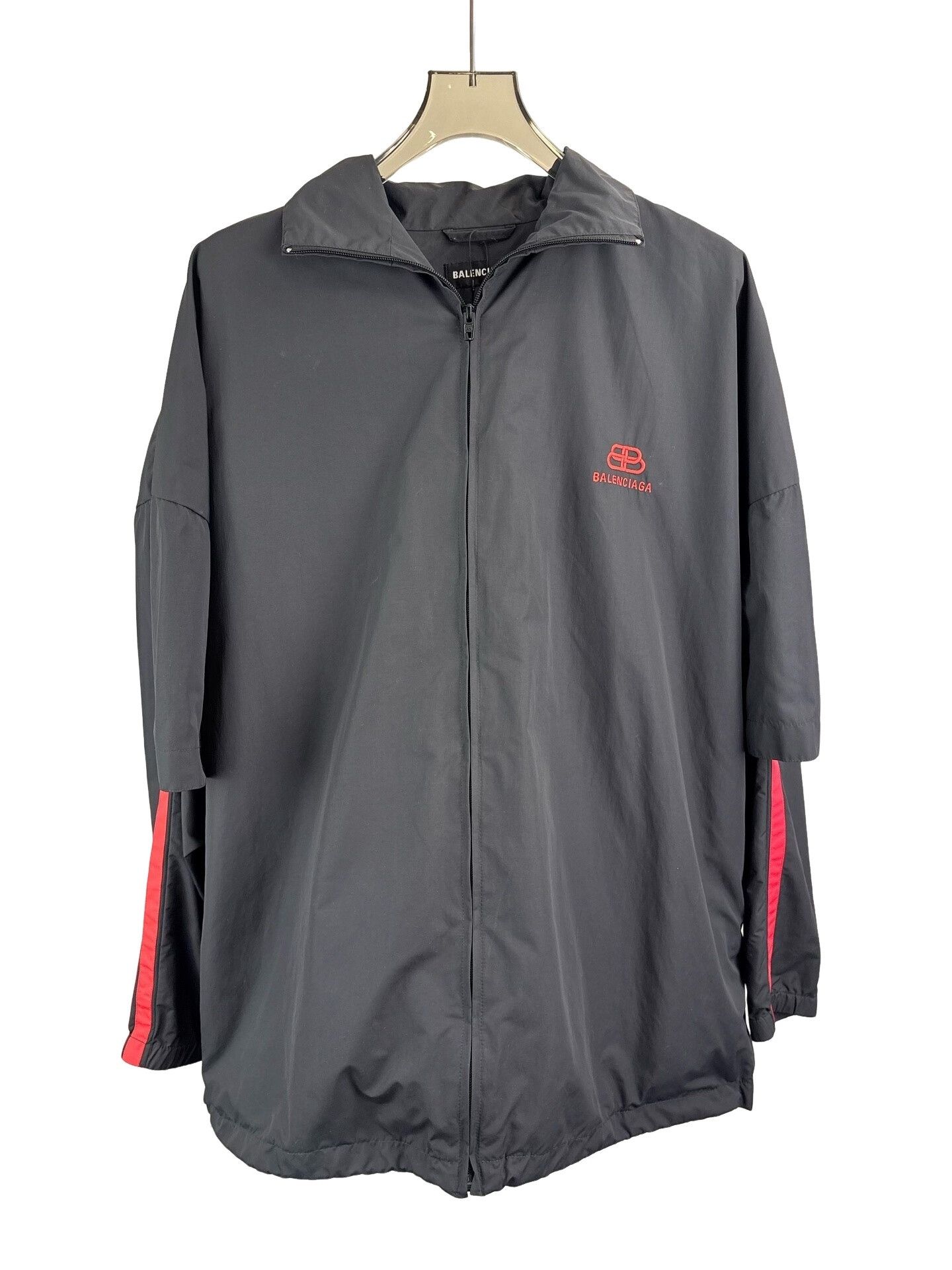 Balenciaga Balenciaga Embroidered BB Logo Windbreaker Size 44 Size US S / EU 44-46 / 1 - 1 Thumbnail
