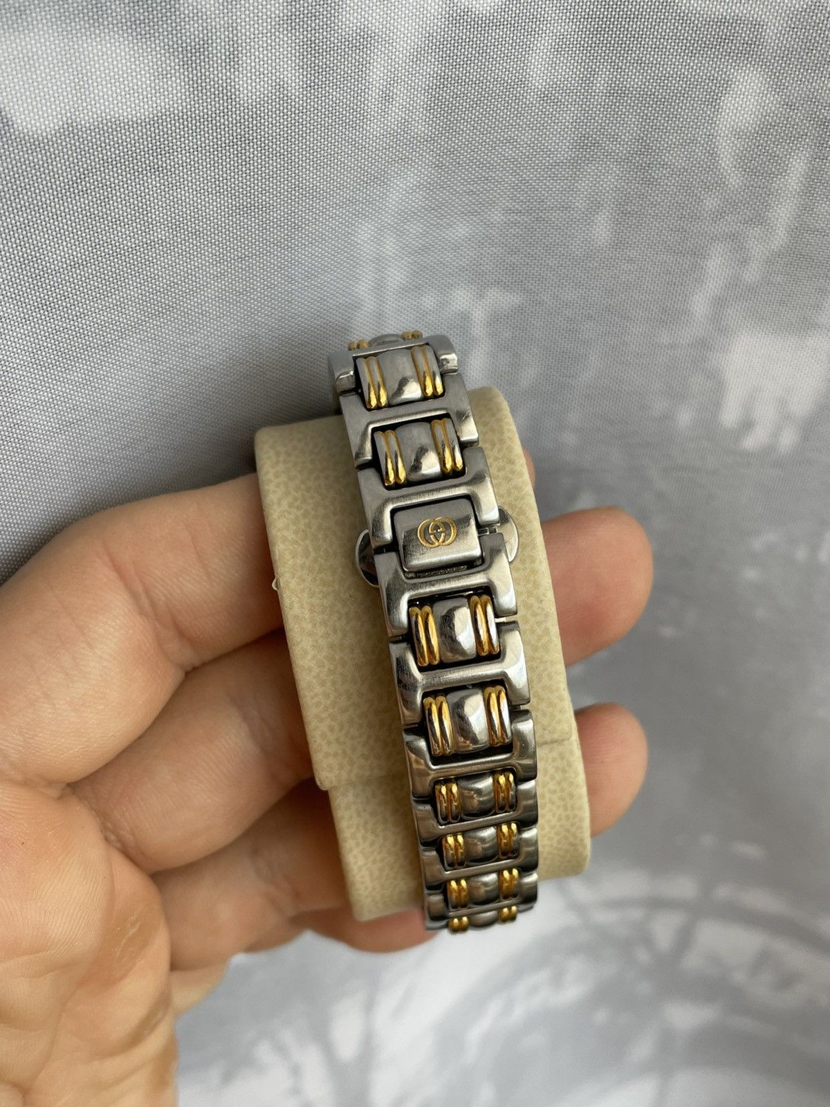 Gucci Gucci Watch 9000L Size ONE SIZE - 11 Thumbnail