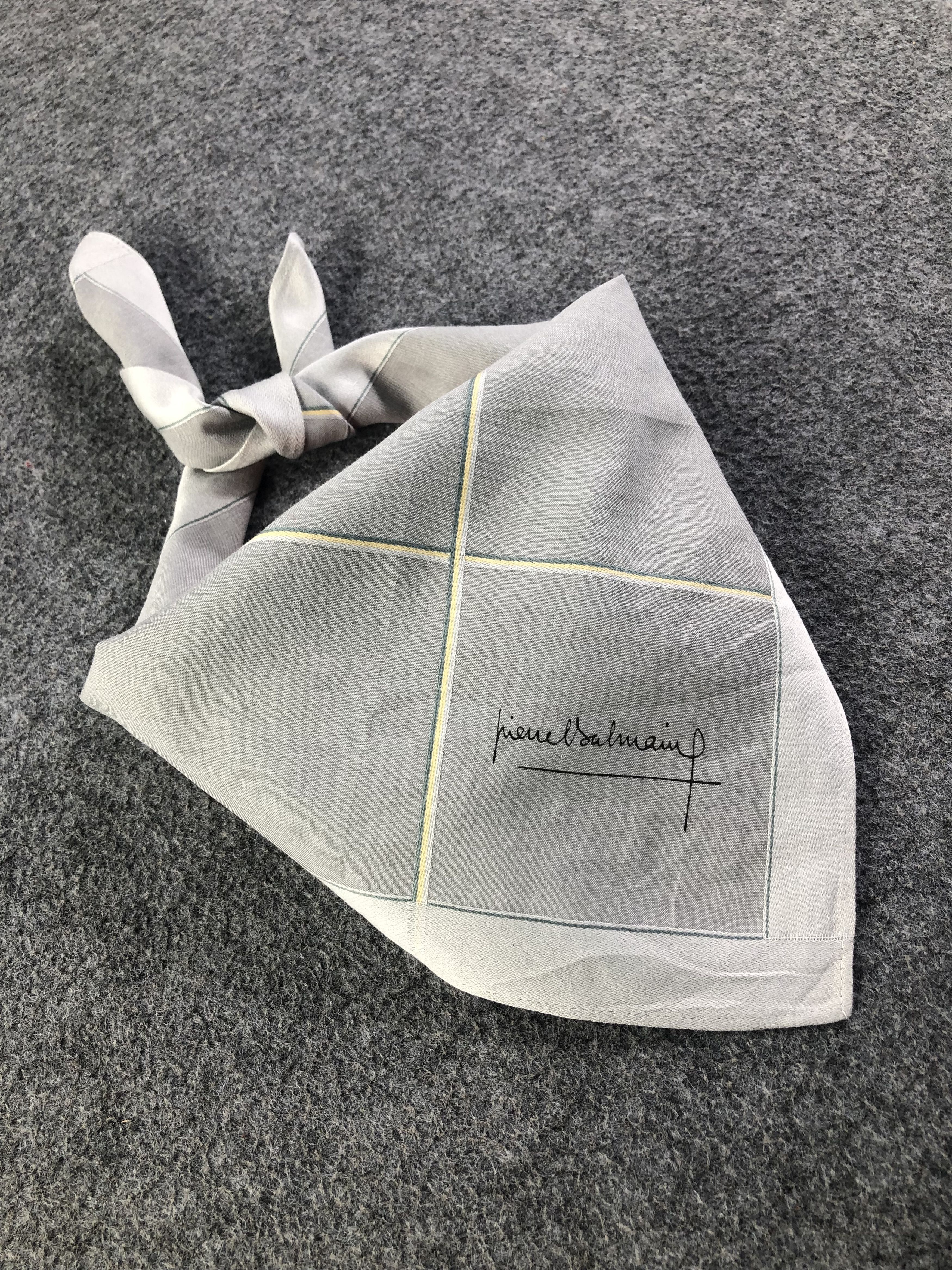 Pierre Balmain Pierre Balmain Handkerchief / Bandana / Neckerchief Size ONE SIZE - 2 Thumbnail