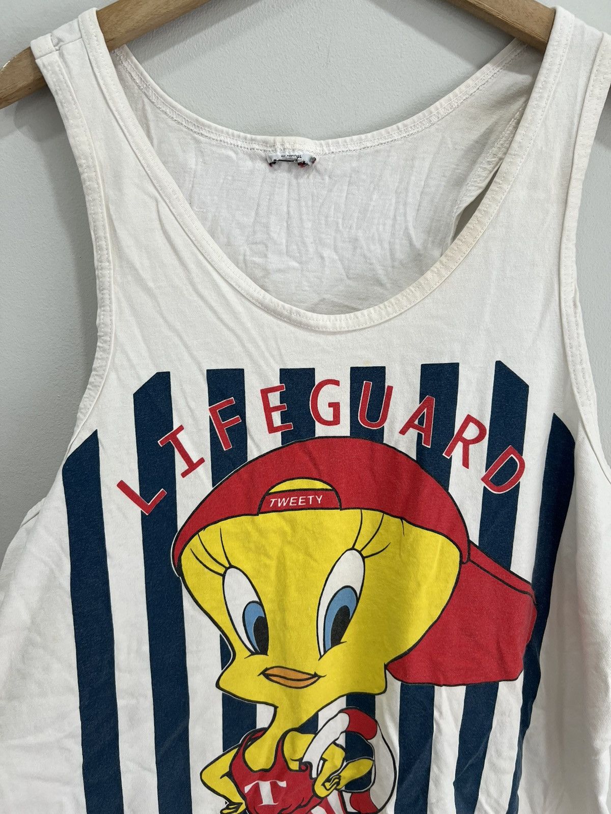 Vintage Vintage Tweety Lifeguard Bird Tank Top Shirt Size US L / EU 52-54 / 3 - 4 Thumbnail