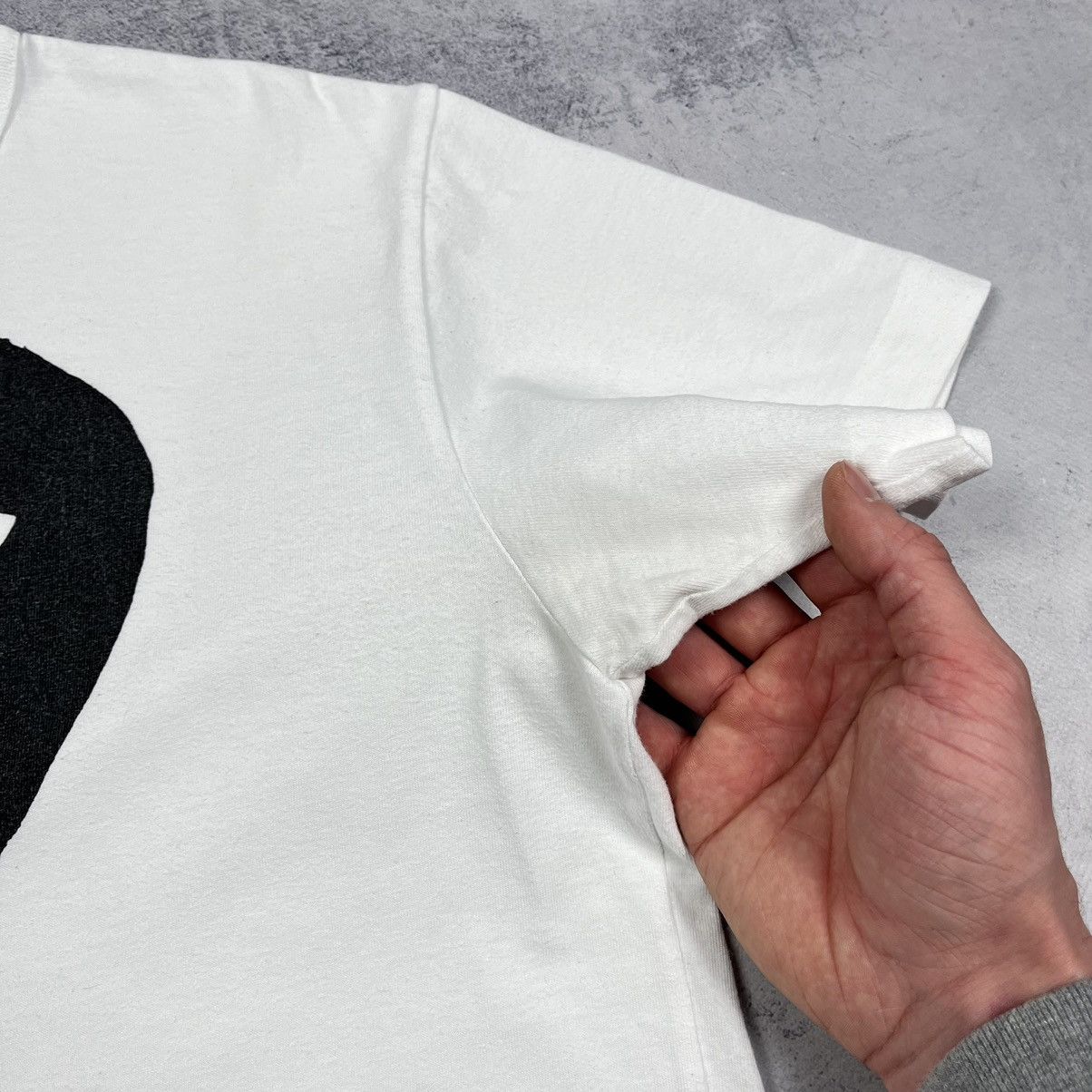 Comme des Garcons PLAY Comme Des Garçons Heart Big Logo T Shirt Size US L / EU 52-54 / 3 - 12 Thumbnail