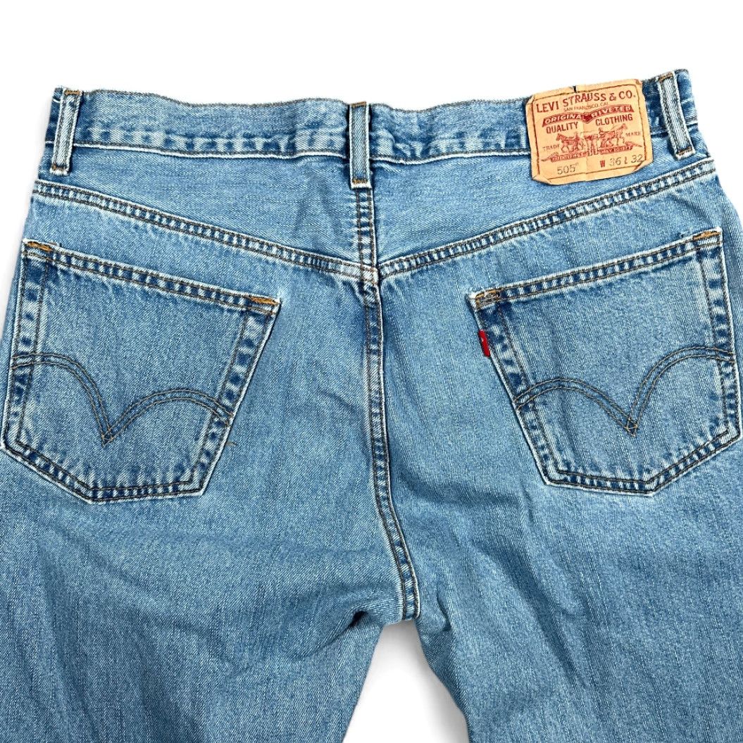 Levi's Levi's 505 Jeans Mens 36x32 Blue Regular Fit Straight Leg Light Wash Denim Y2K Size US 36 / EU 52 - 7 Thumbnail