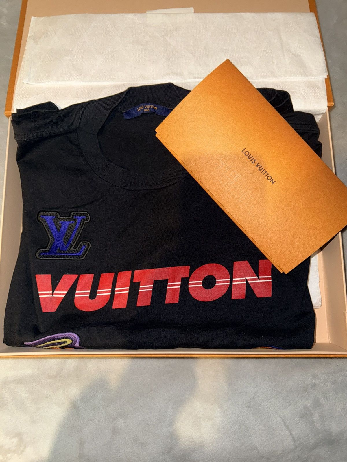 Louis Vuitton × NBA Louis Vuitton x NBA Shirt Size US M / EU 48-50 / 2 - 4 Thumbnail