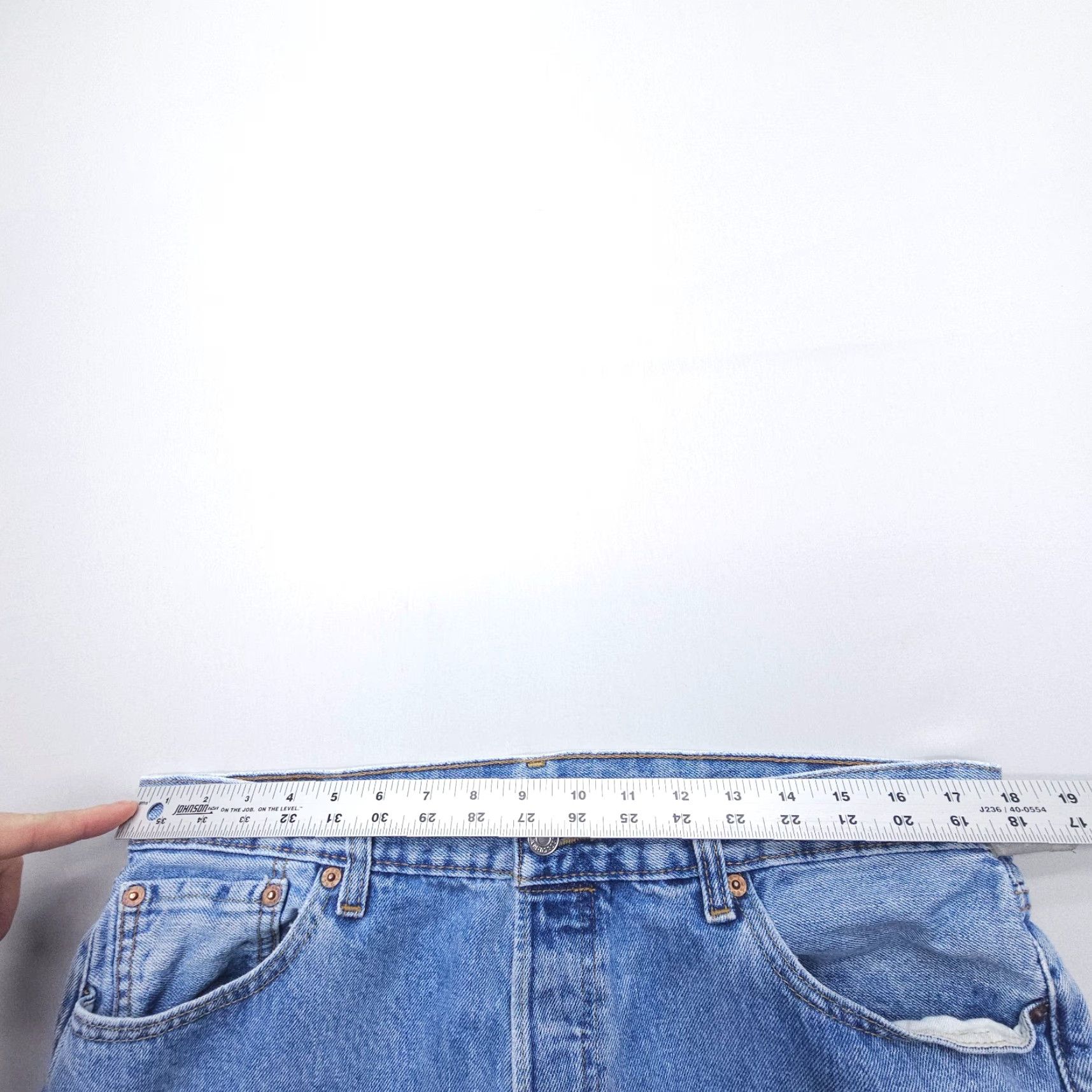 Levi's Levi's 501 Jeans Mens 36x30 Light Wash Blue Denim Button Fly Straight 5-Pocket Regular Rise Vintage No Size US 36 / EU 52 - 7 Thumbnail