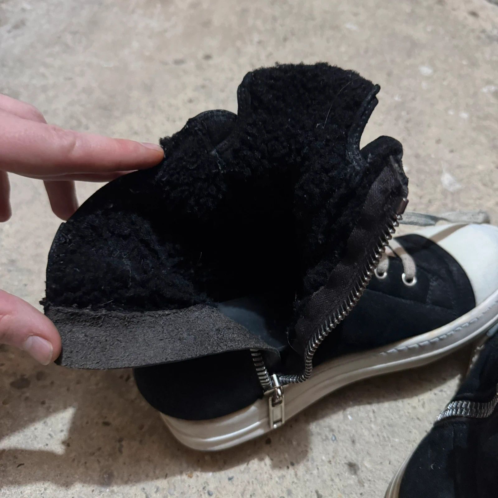 Rick Owens Rick Owens shearling high top ramones Size US 7 / IT 37 - 2 Thumbnail