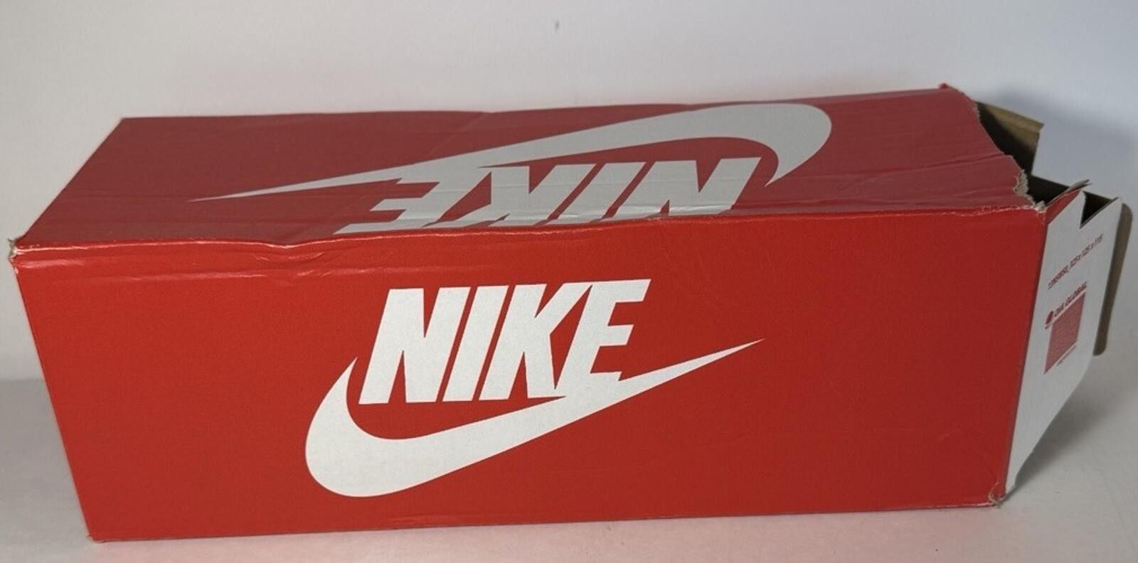 Nike NIKE VICTORI ONE SHOWER SLIDES BLACK/WHITE Men's 7 Size US 7 / EU 40 - 7 Thumbnail
