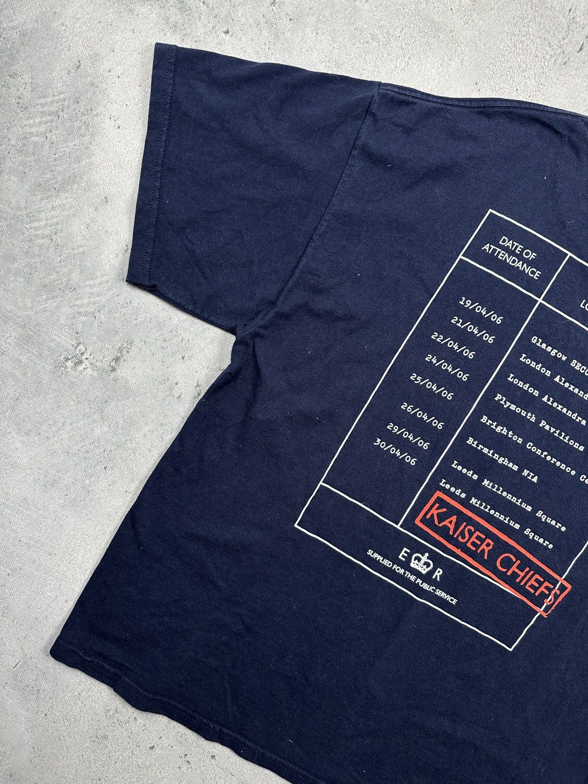 Band Tees Vintage 2006 Kaiser Chiefs Tour Band Tee Navy XL Size US XL / EU 56 / 4 - 4 Thumbnail