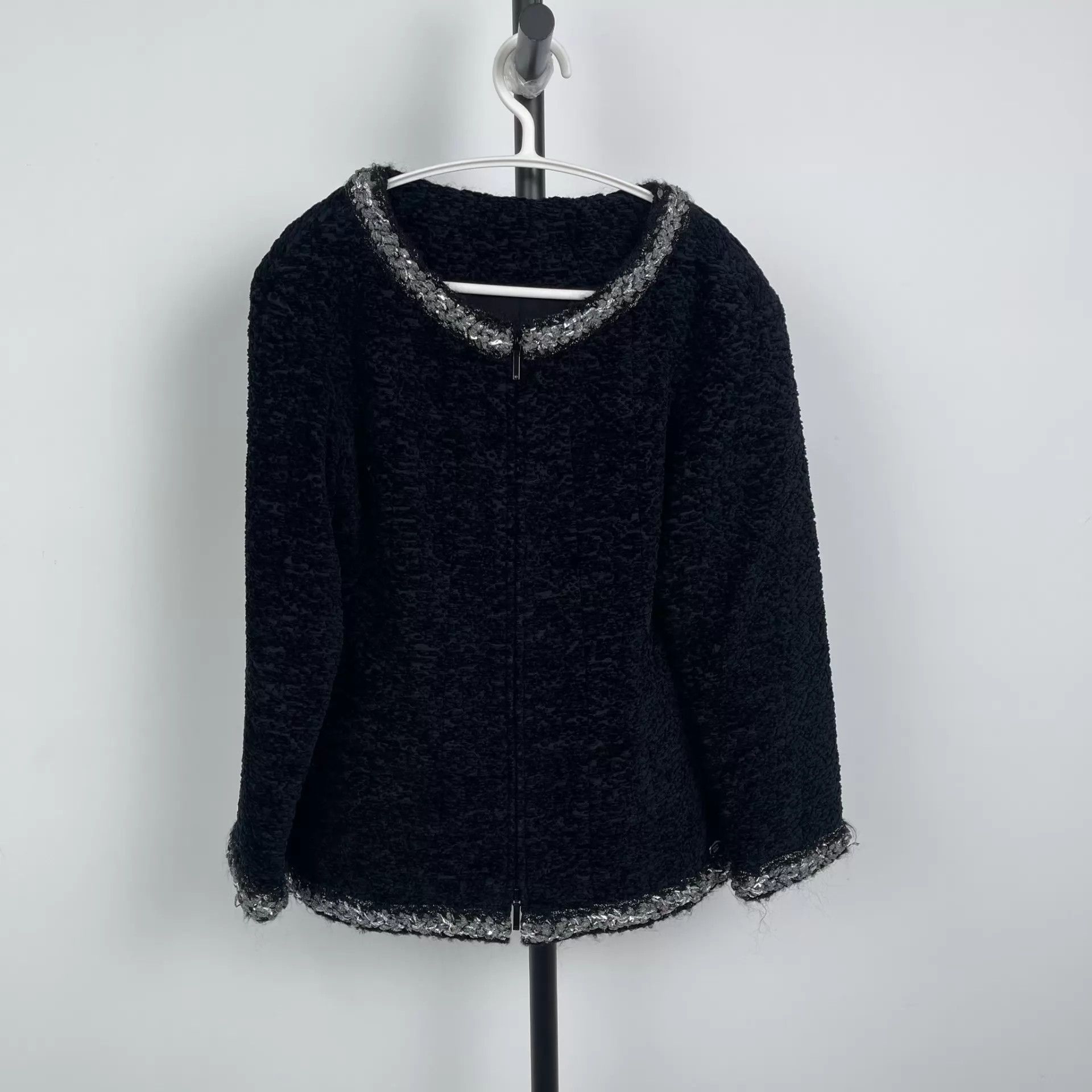 Chanel Chanel Black Velvet Jacket 34 Size XS / US 0-2 / IT 36-38 - 1 Thumbnail
