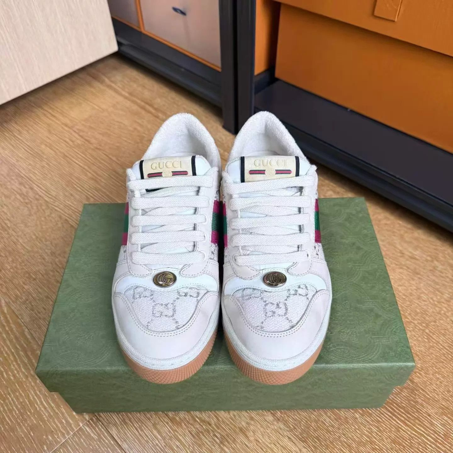 Gucci Gucci Dirty Sneaker Beige/White/Pink/Green GG Enamel 37.5 Size US 7 / IT 37 - 4 Thumbnail