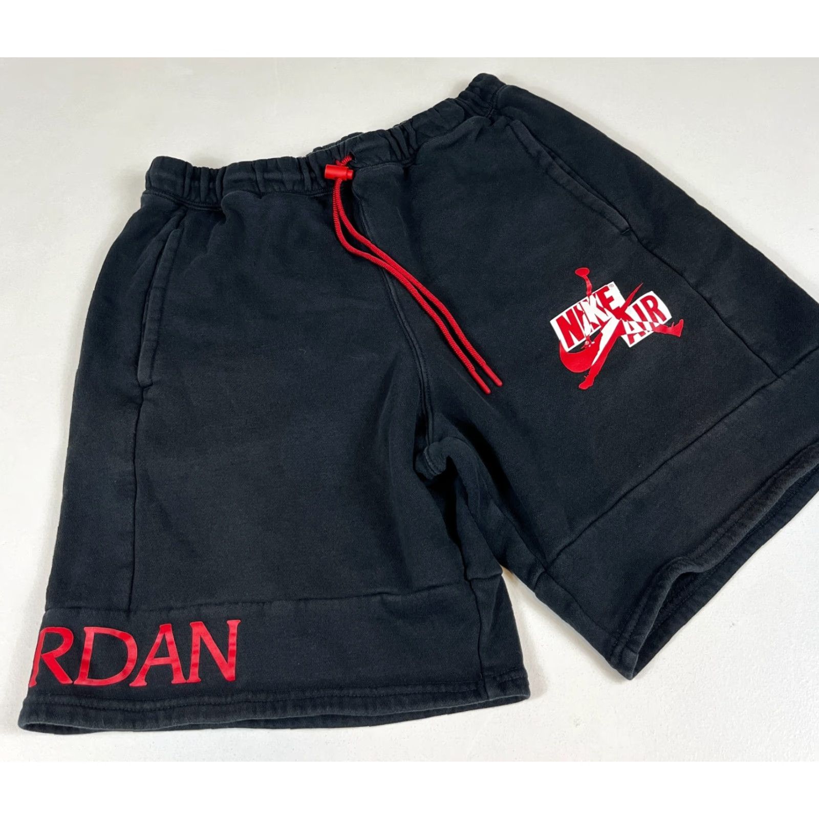 Jordan Brand Air Jordan Men's Athletic Sweat Shorts M Black Cotton Blend Fleece Pockets Size US 31 - 5 Thumbnail