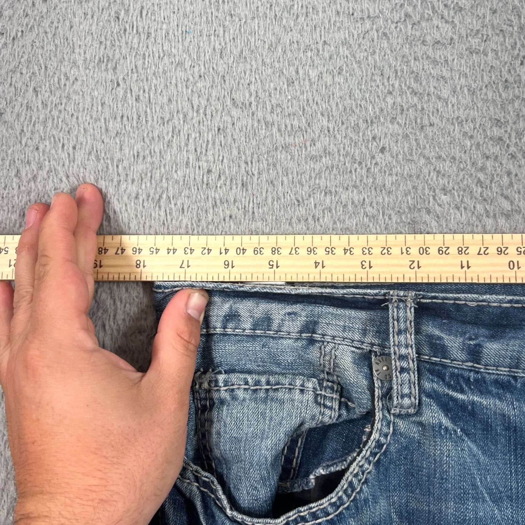 Denime TK Axel Jeans Men 34x32 Distressed Straight Fit Denim Pants Blue 5-Pocket Regular Rise 35in Waist Vintage? No (Preowned) Mens Size US 35 - 6 Thumbnail
